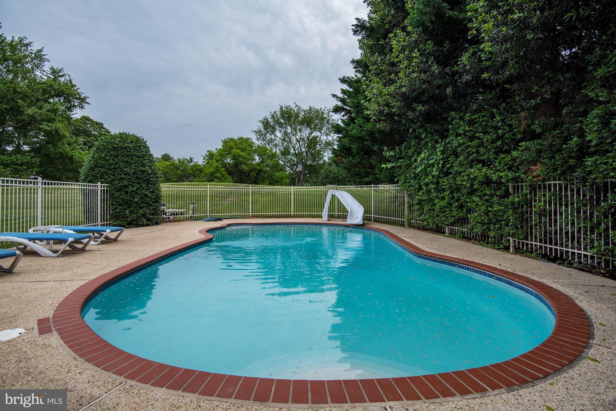 AVENEL - Residential