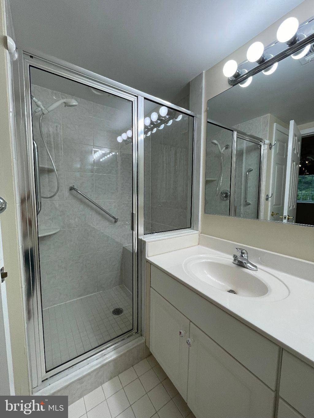 ROCKFLEET GARDEN - Residential