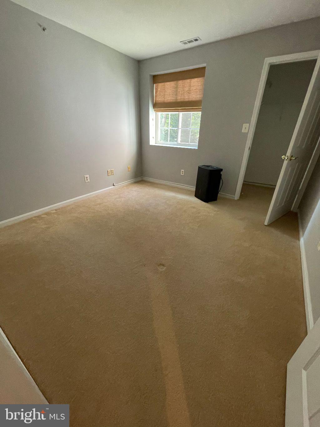 ROCKFLEET GARDEN - Residential