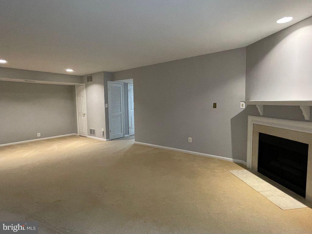 ROCKFLEET GARDEN - Residential