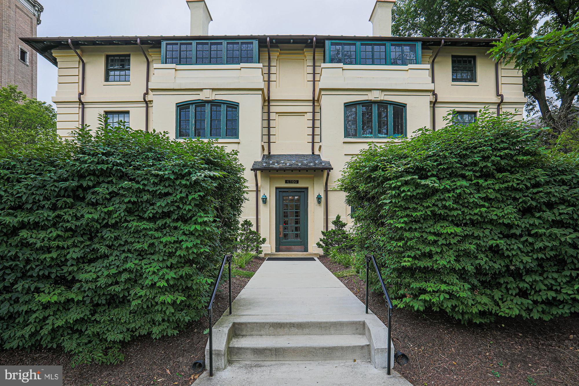 ROLAND PARK - Residential