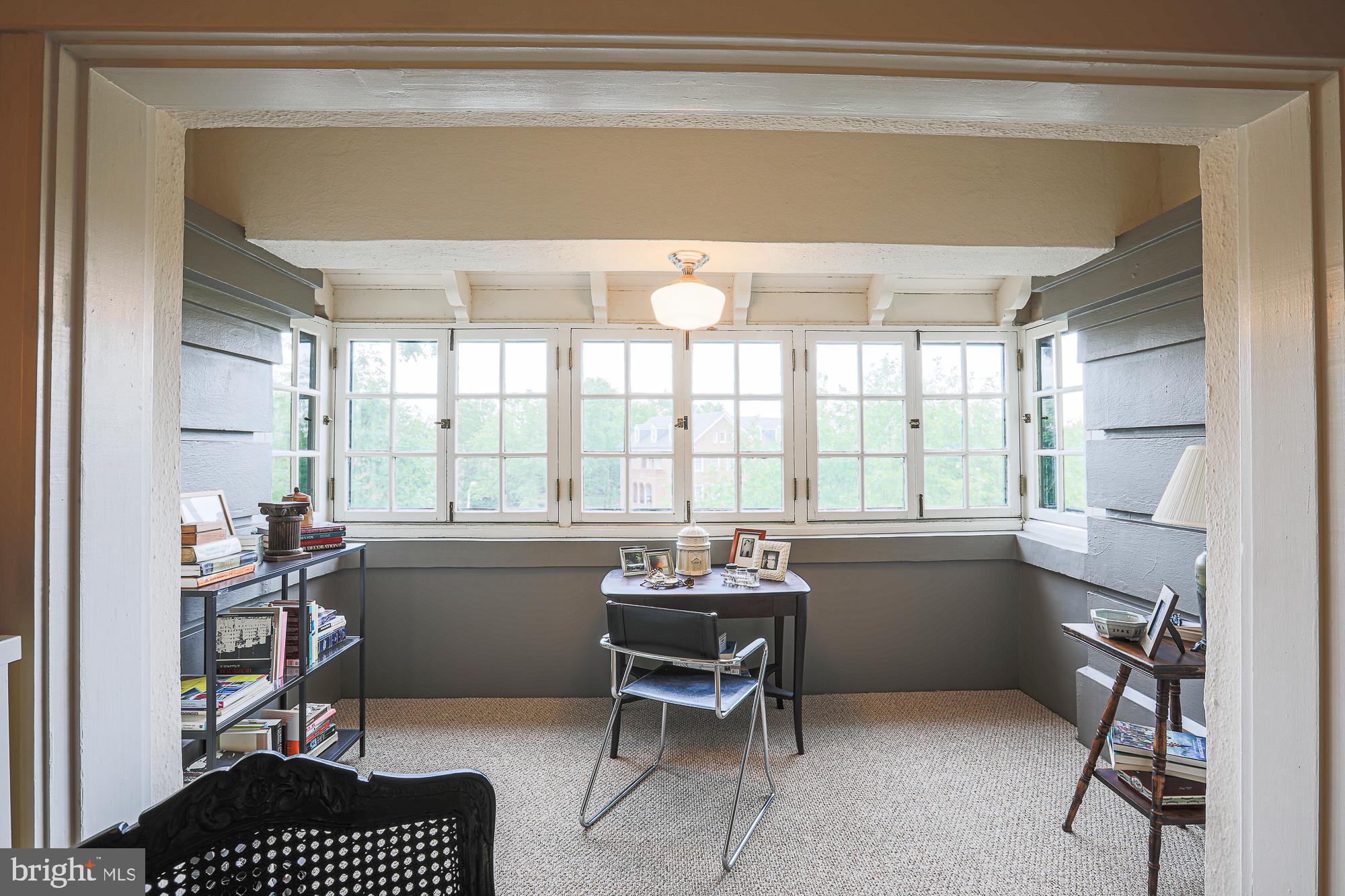 ROLAND PARK - Residential