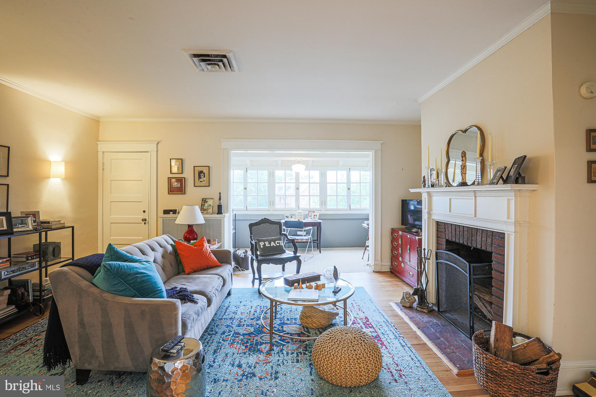 ROLAND PARK - Residential