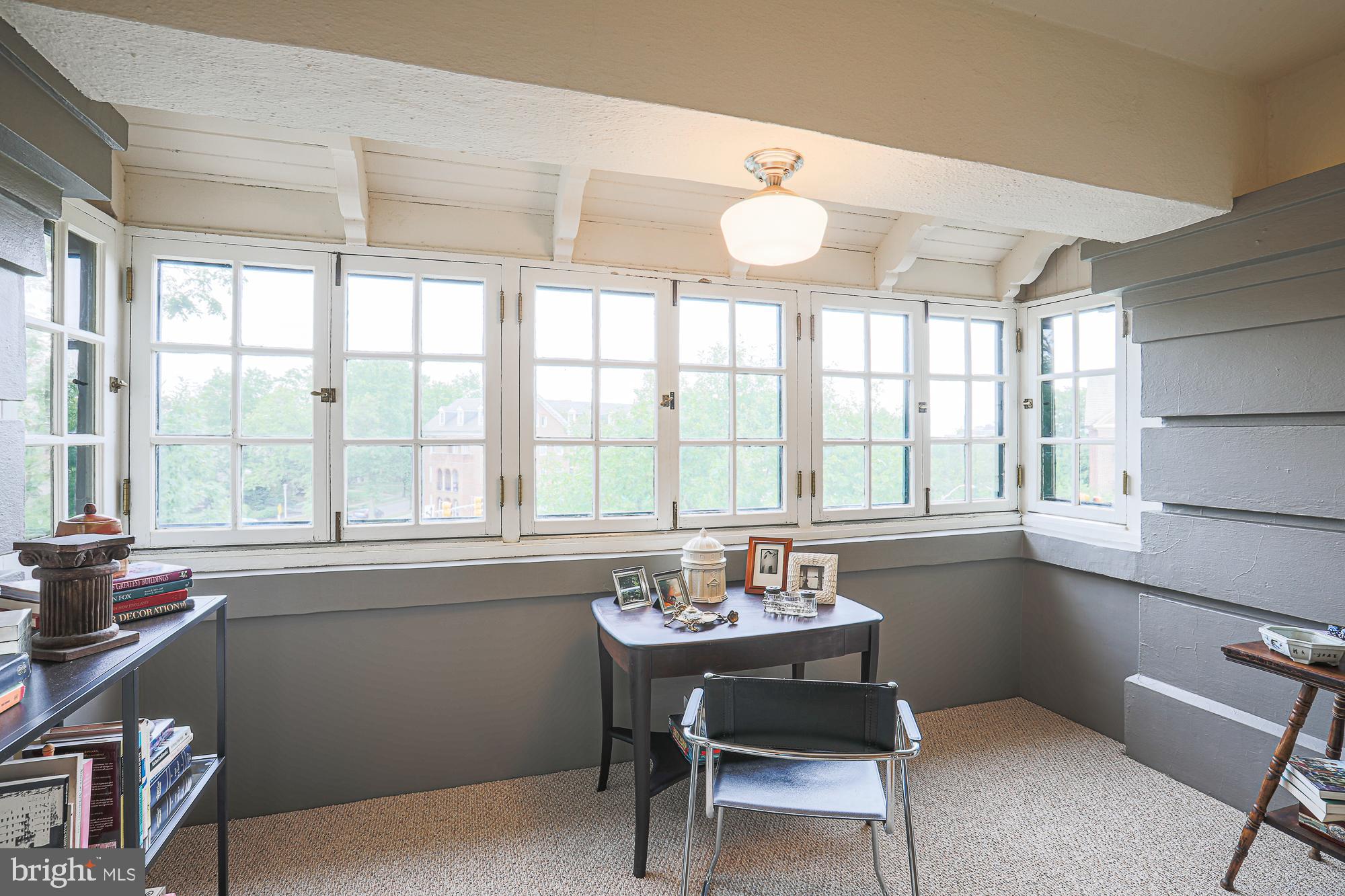ROLAND PARK - Residential