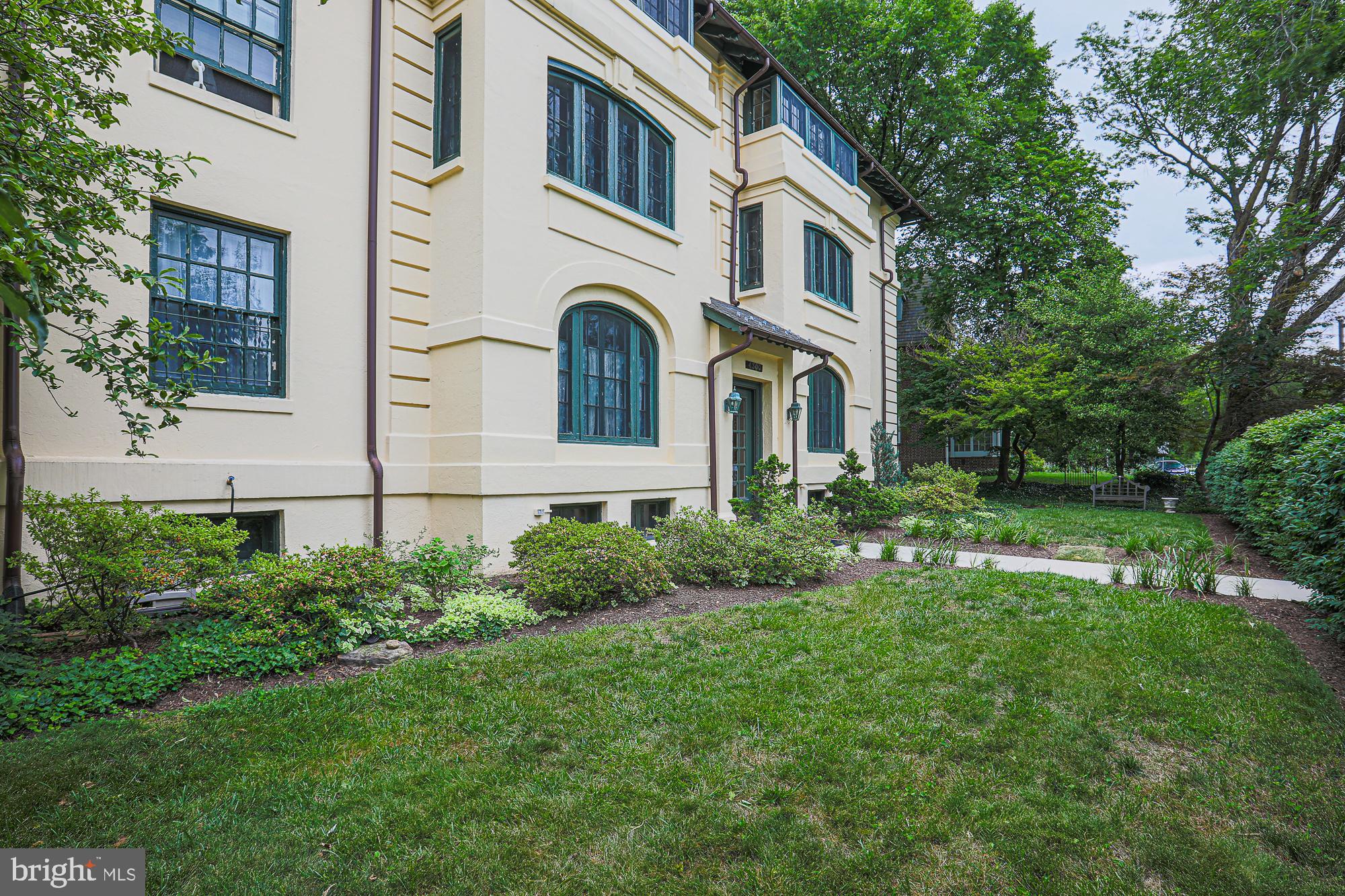 ROLAND PARK - Residential