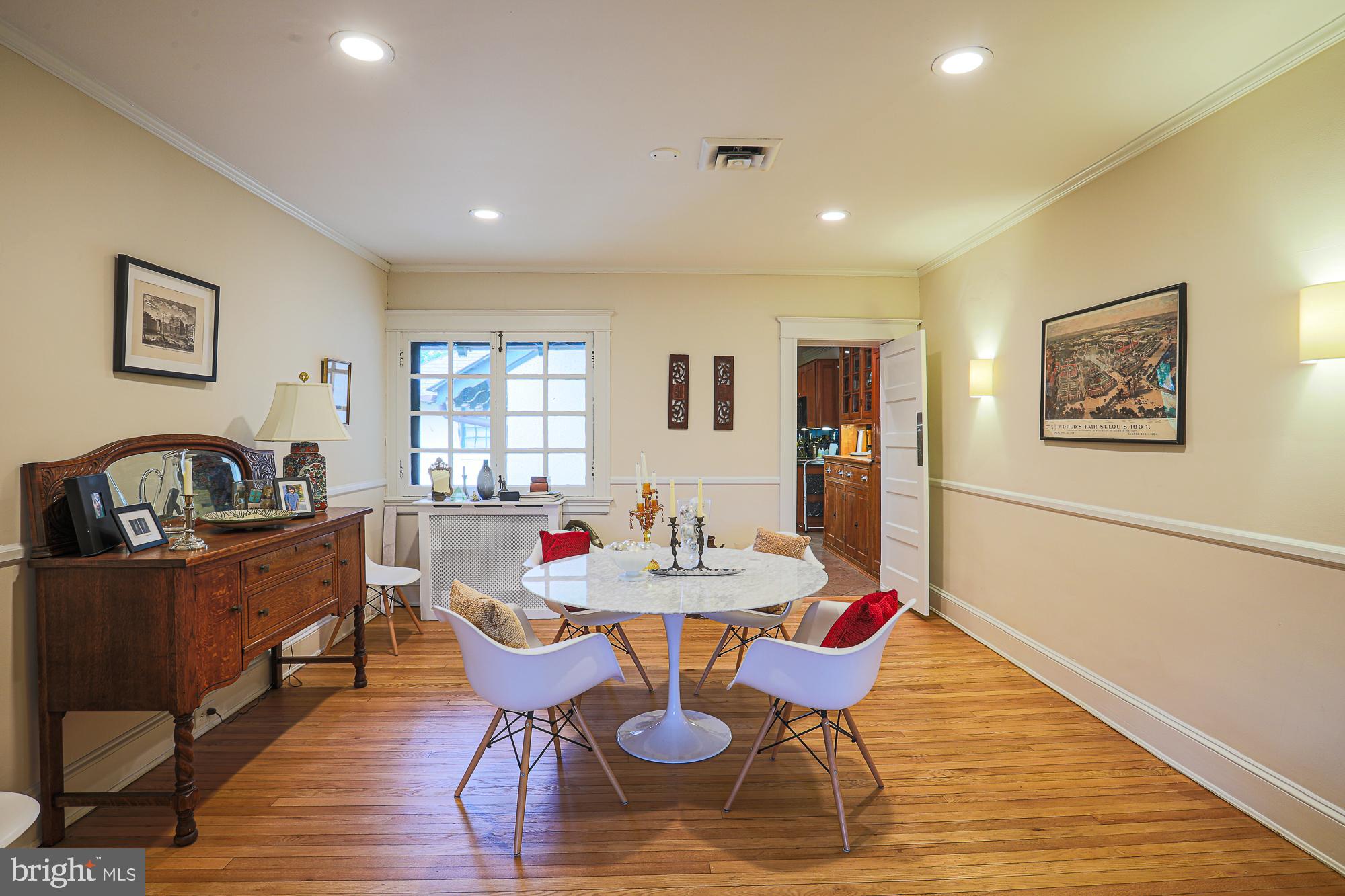 ROLAND PARK - Residential