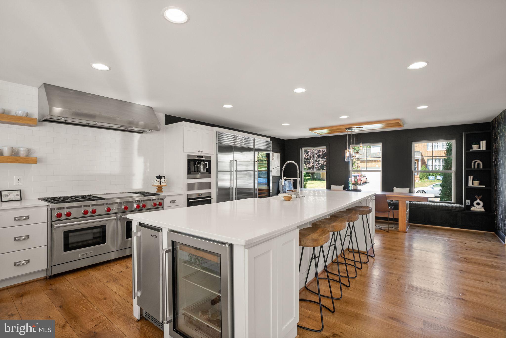 BERKSHIRE OAKWOOD - Residential