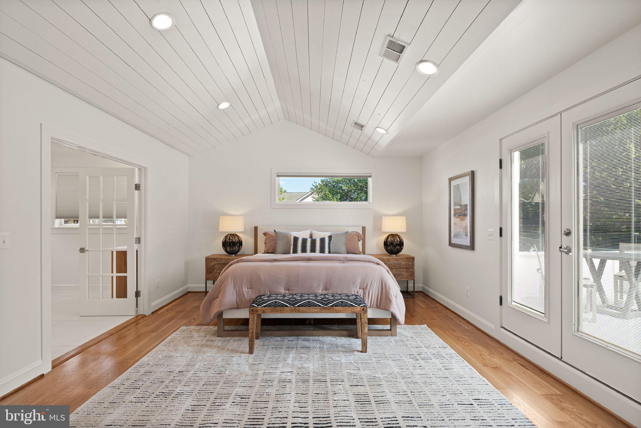 BERKSHIRE OAKWOOD - Residential