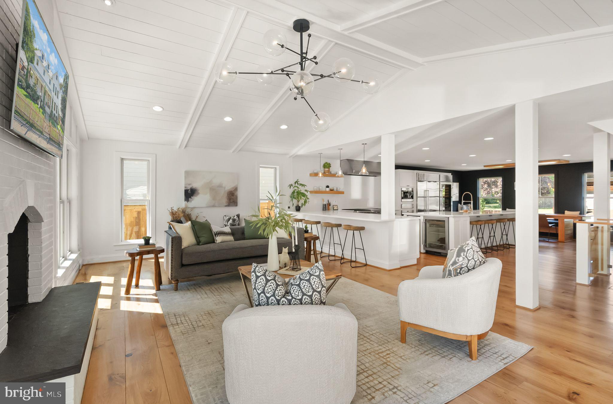 BERKSHIRE OAKWOOD - Residential