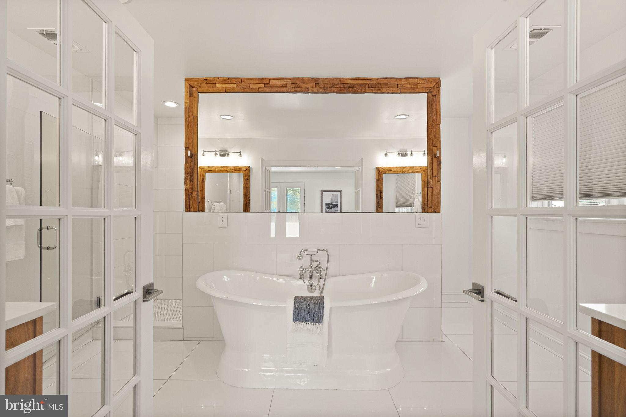 BERKSHIRE OAKWOOD - Residential