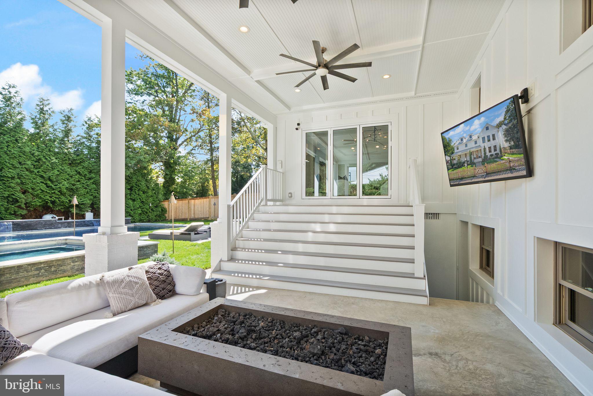 BERKSHIRE OAKWOOD - Residential