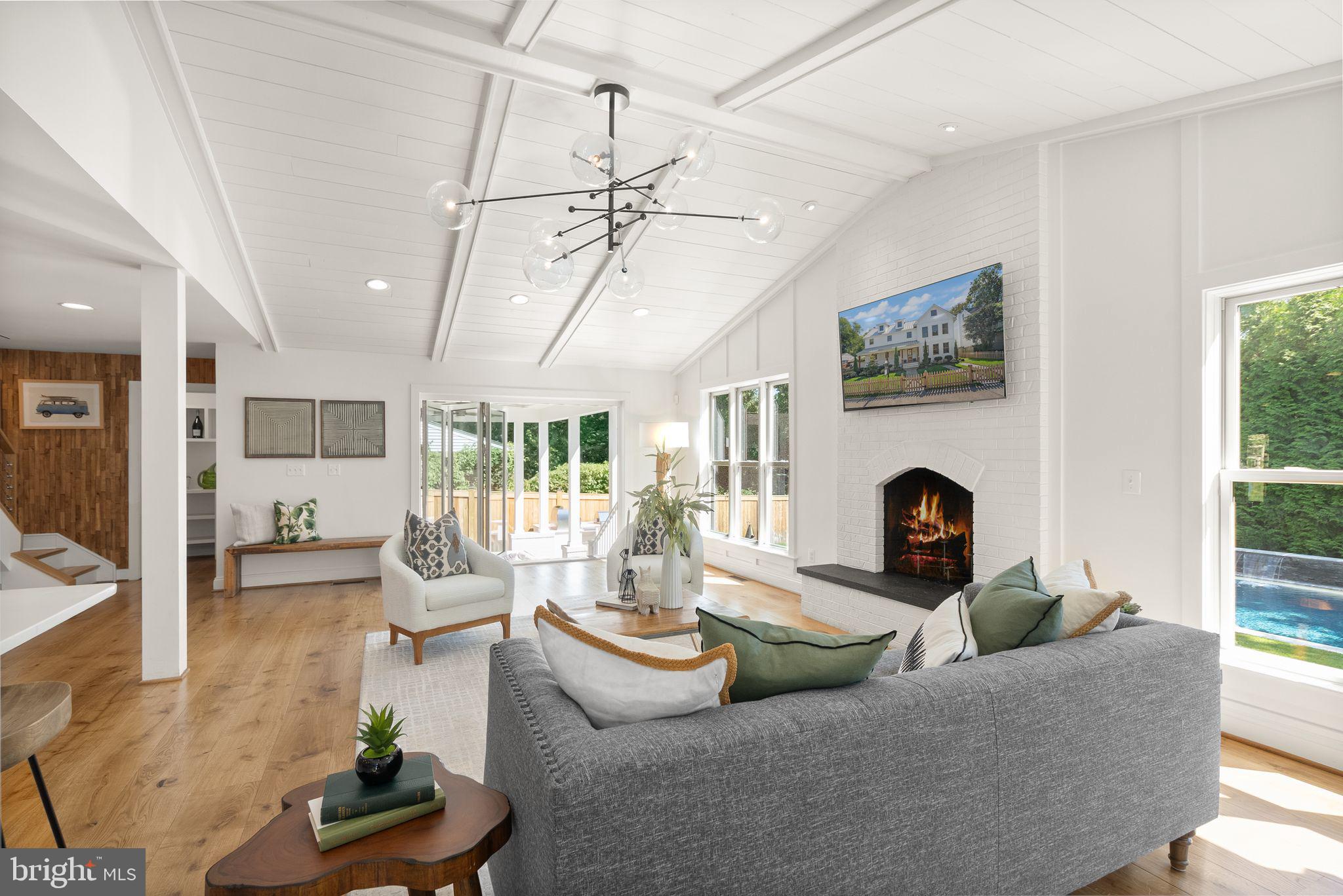 BERKSHIRE OAKWOOD - Residential