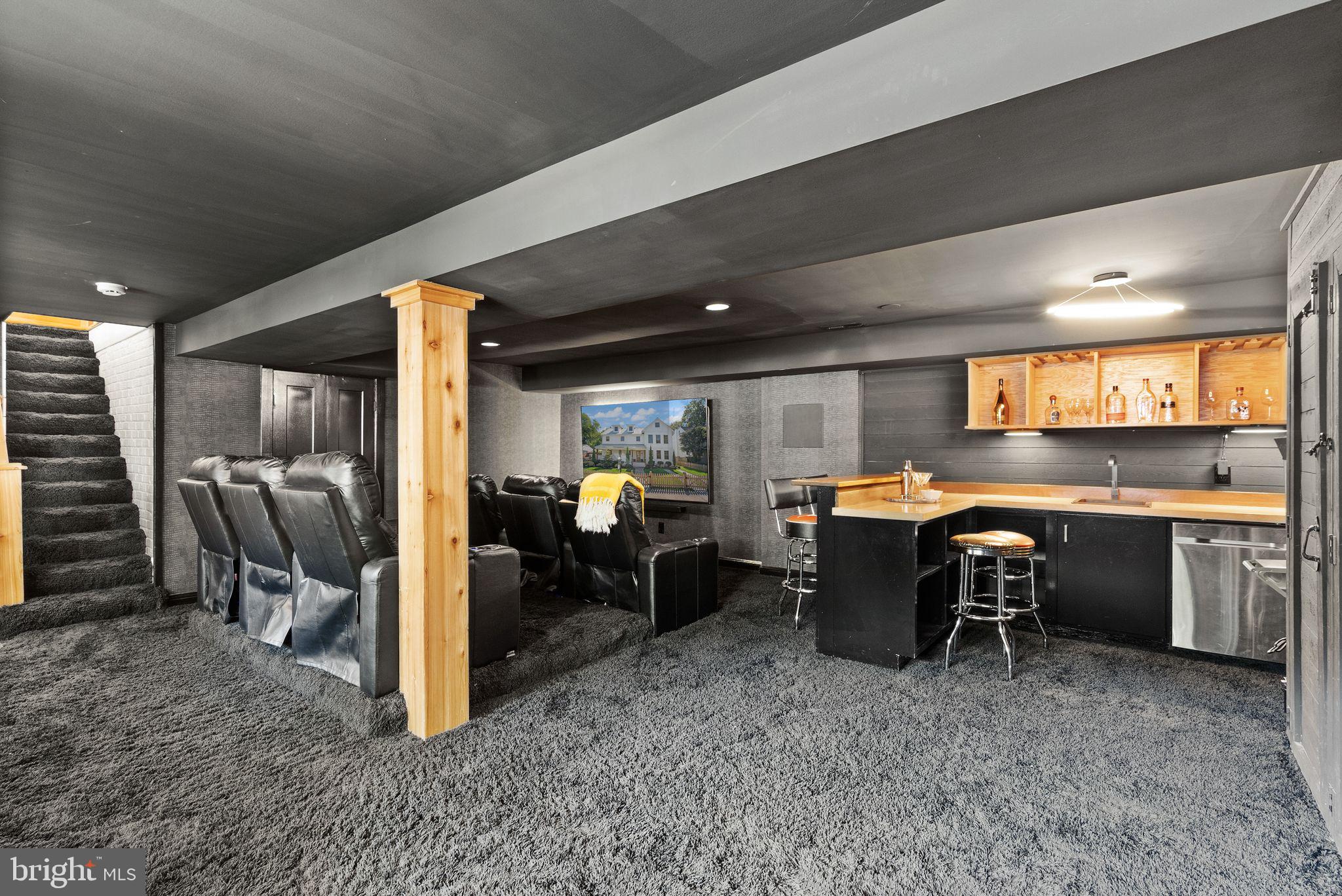 BERKSHIRE OAKWOOD - Residential