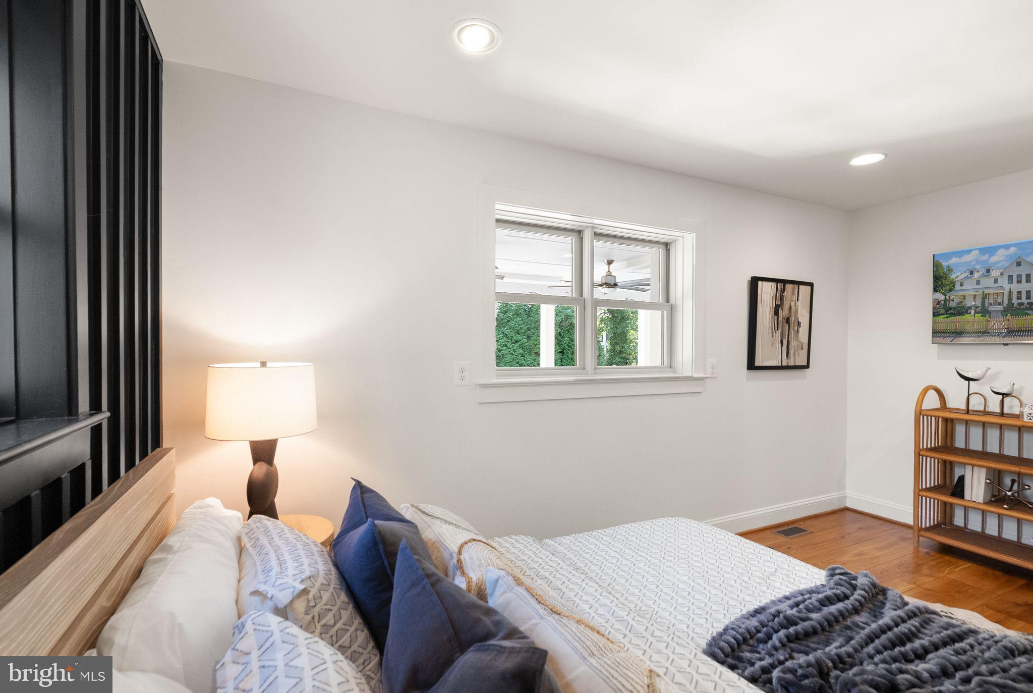 BERKSHIRE OAKWOOD - Residential