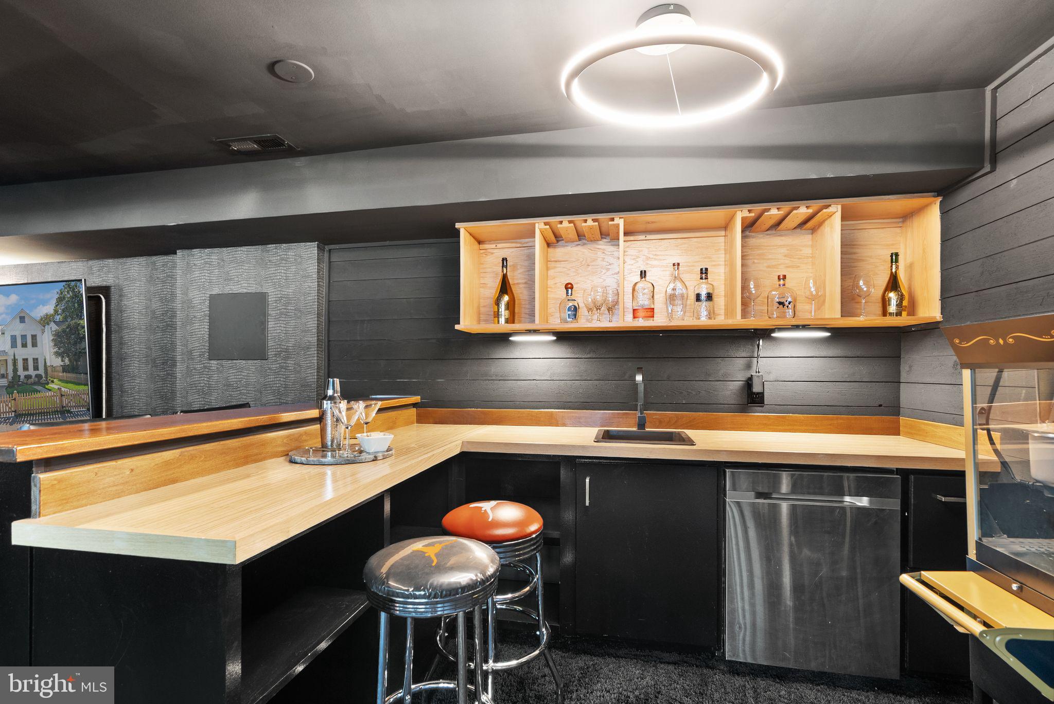 BERKSHIRE OAKWOOD - Residential