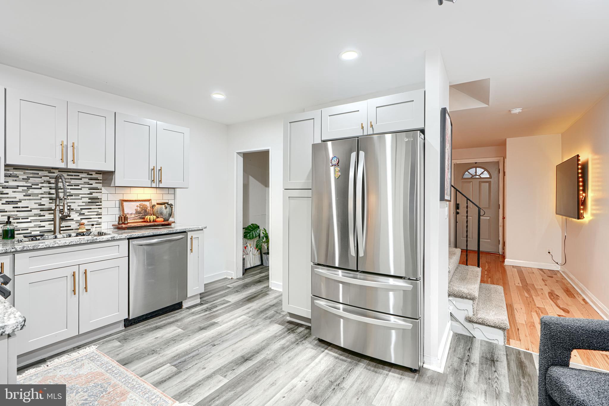 MIDDLESEX - Residential Lease