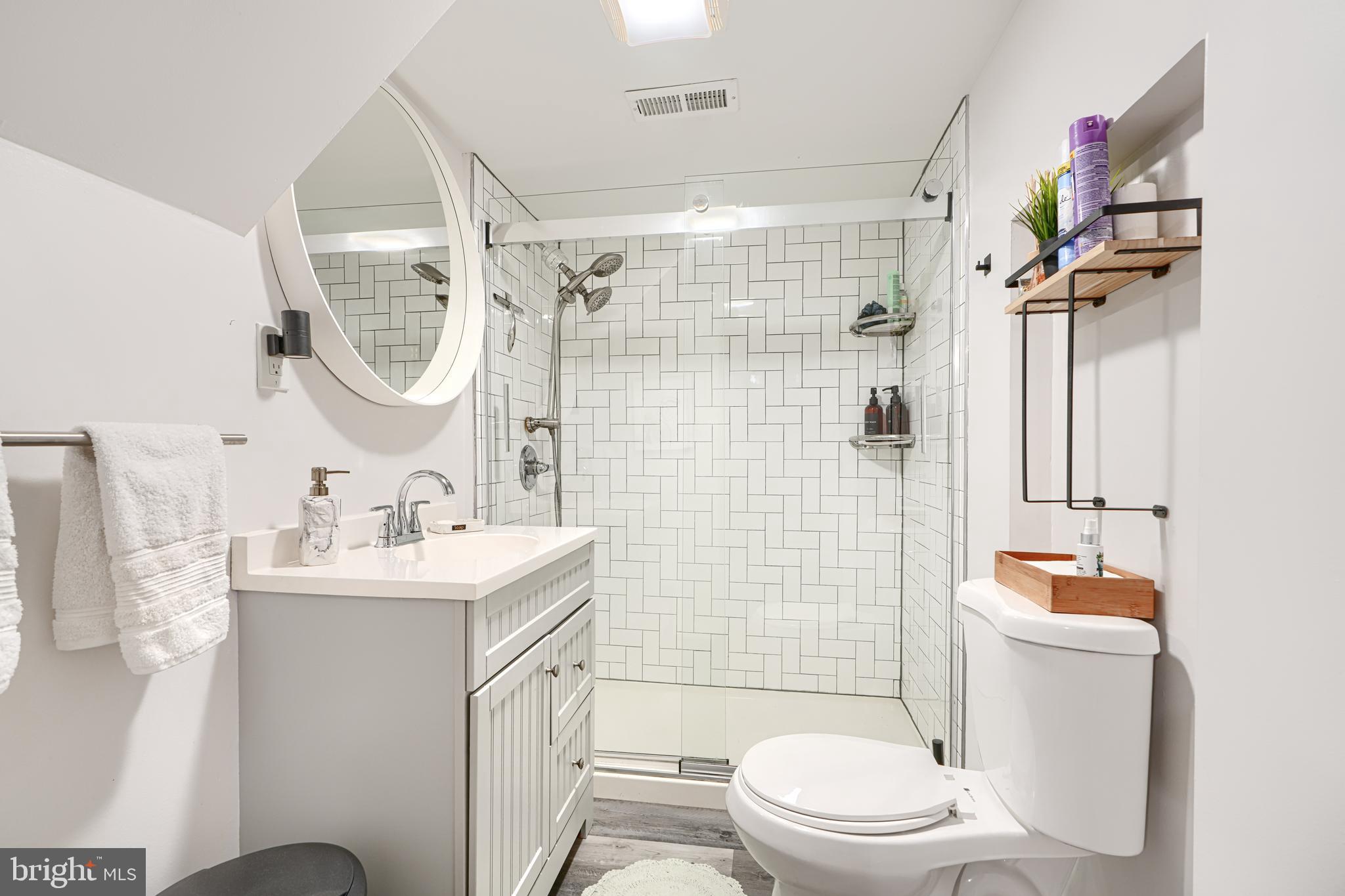 MIDDLESEX - Residential Lease