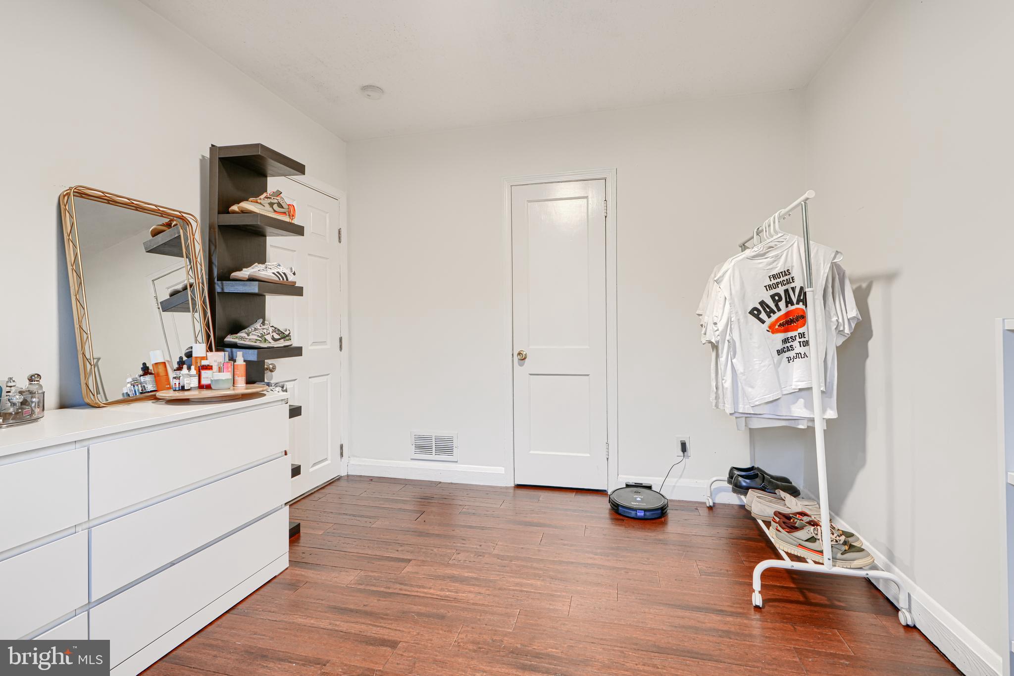 MIDDLESEX - Residential Lease