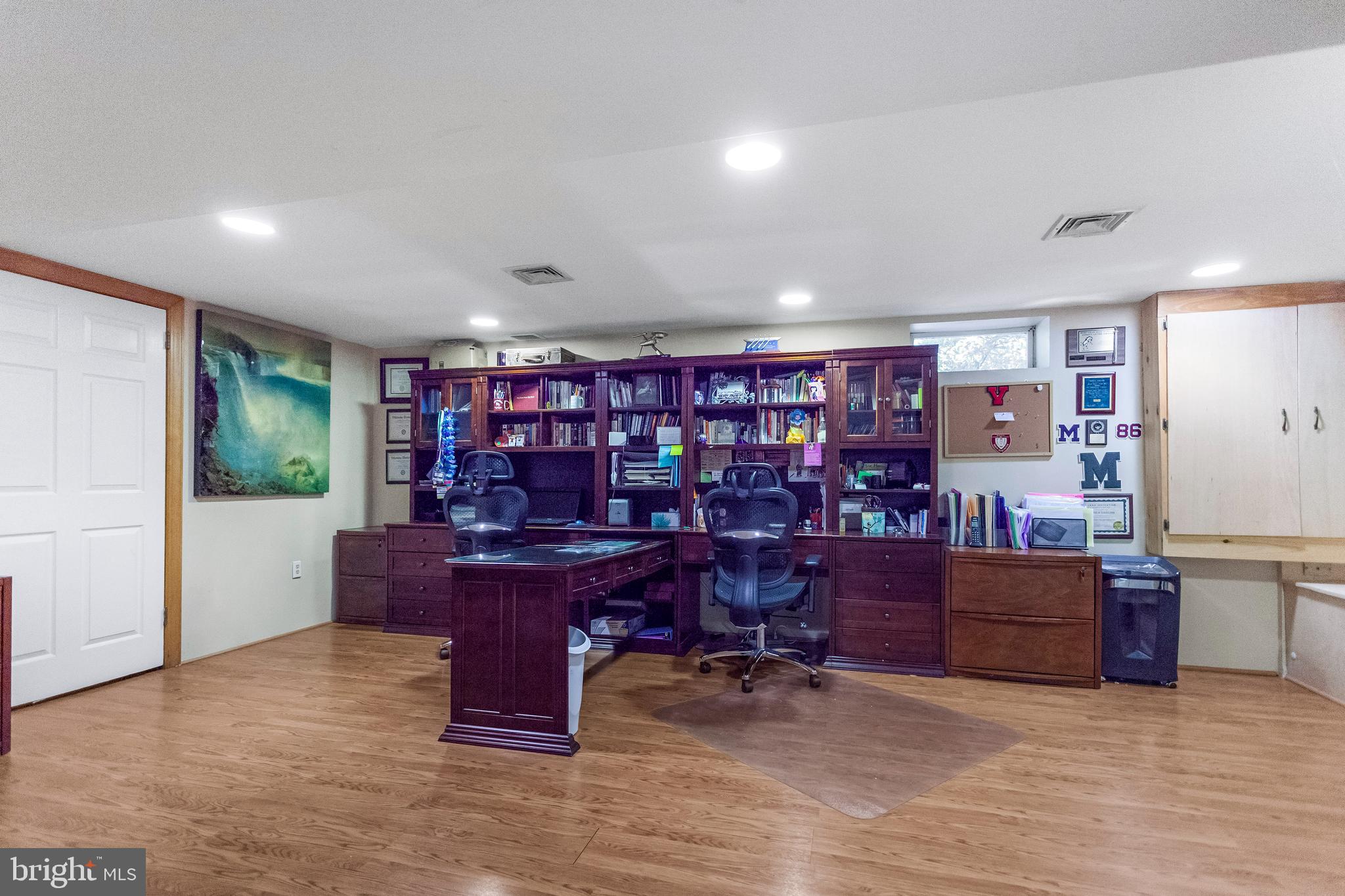 ROLLING COACH ESTS - Residential