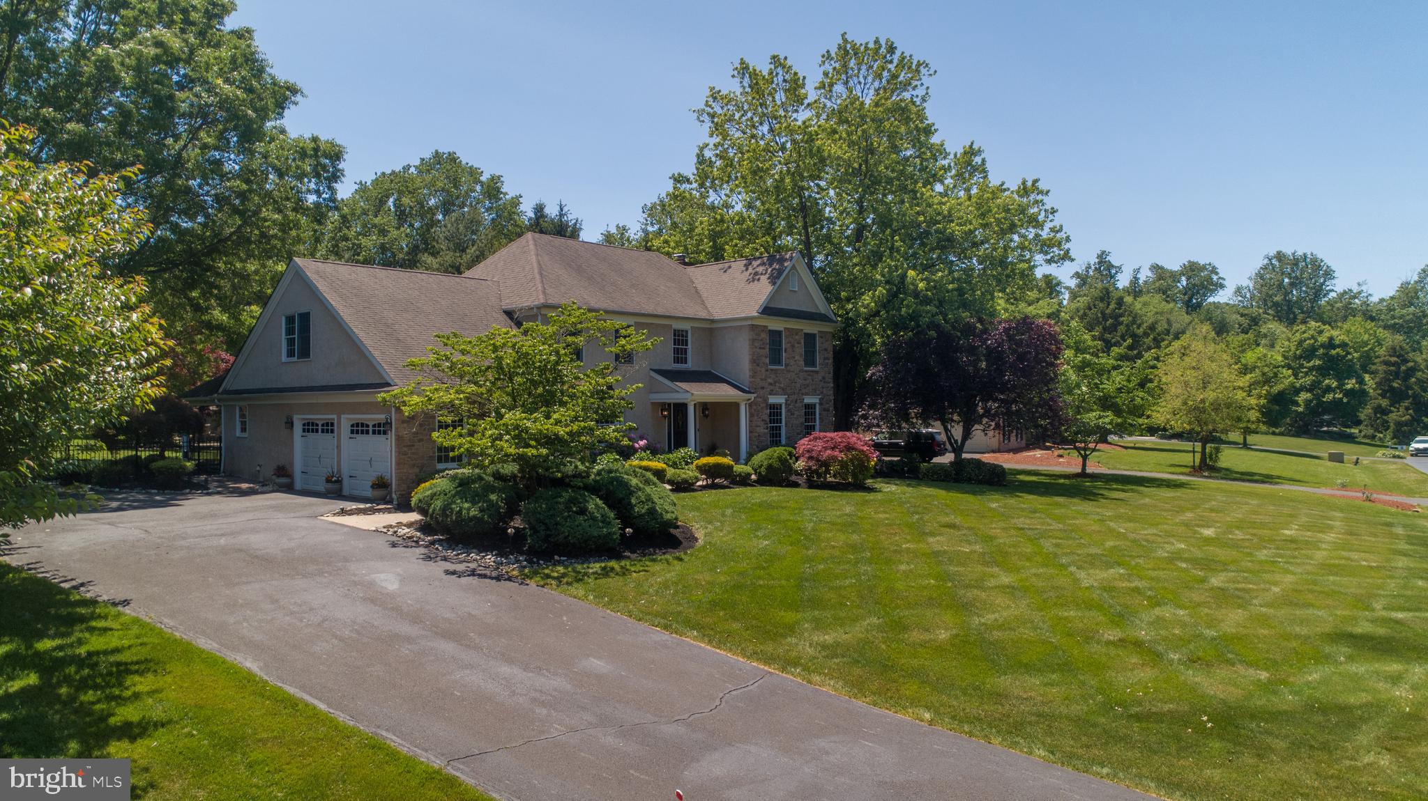 ROLLING COACH ESTS - Residential