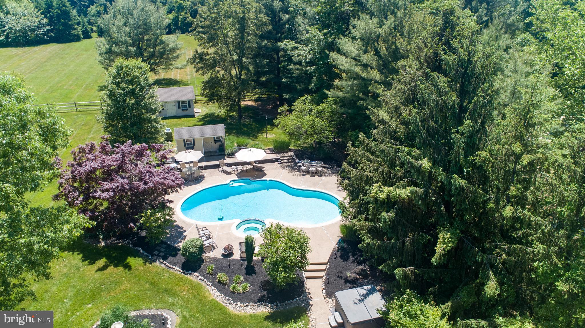 ROLLING COACH ESTS - Residential