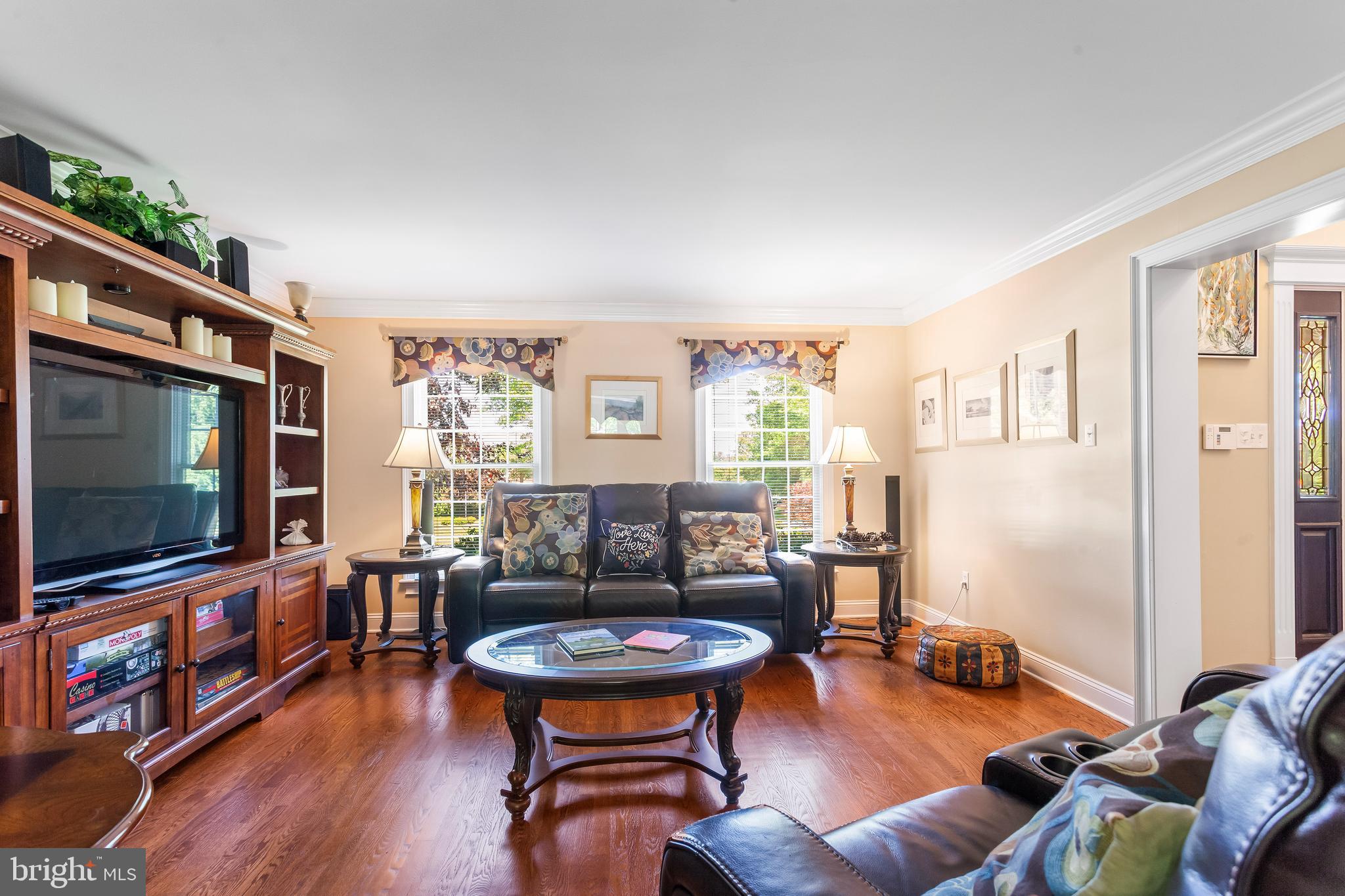 ROLLING COACH ESTS - Residential