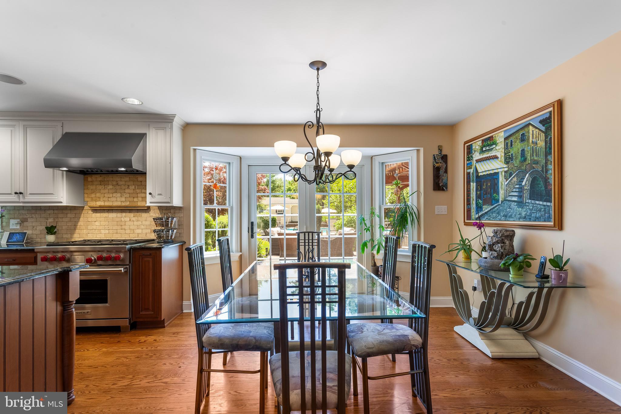 ROLLING COACH ESTS - Residential