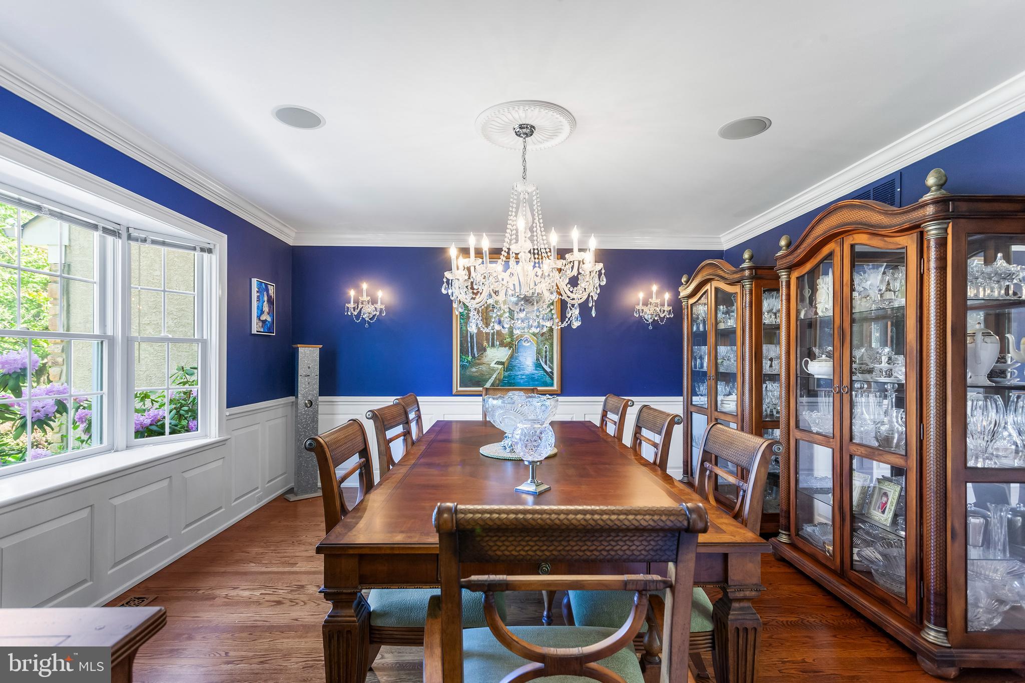 ROLLING COACH ESTS - Residential