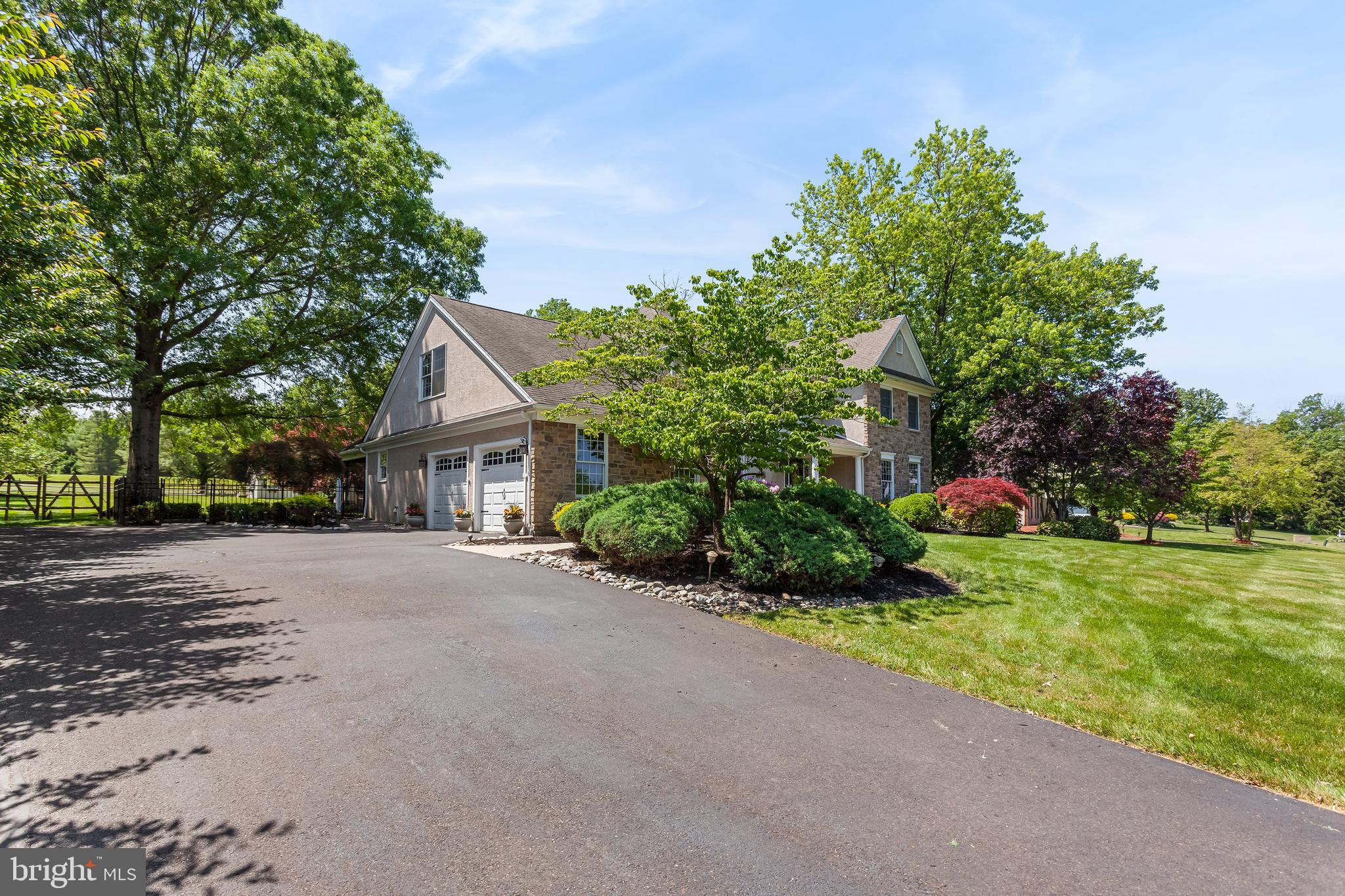 ROLLING COACH ESTS - Residential