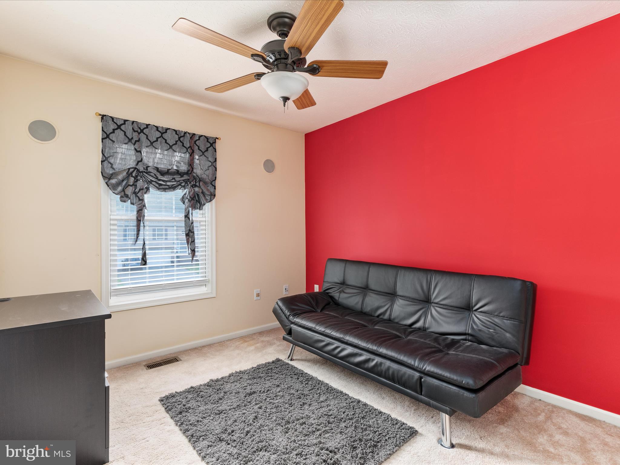 WOODRIDGE - Residential