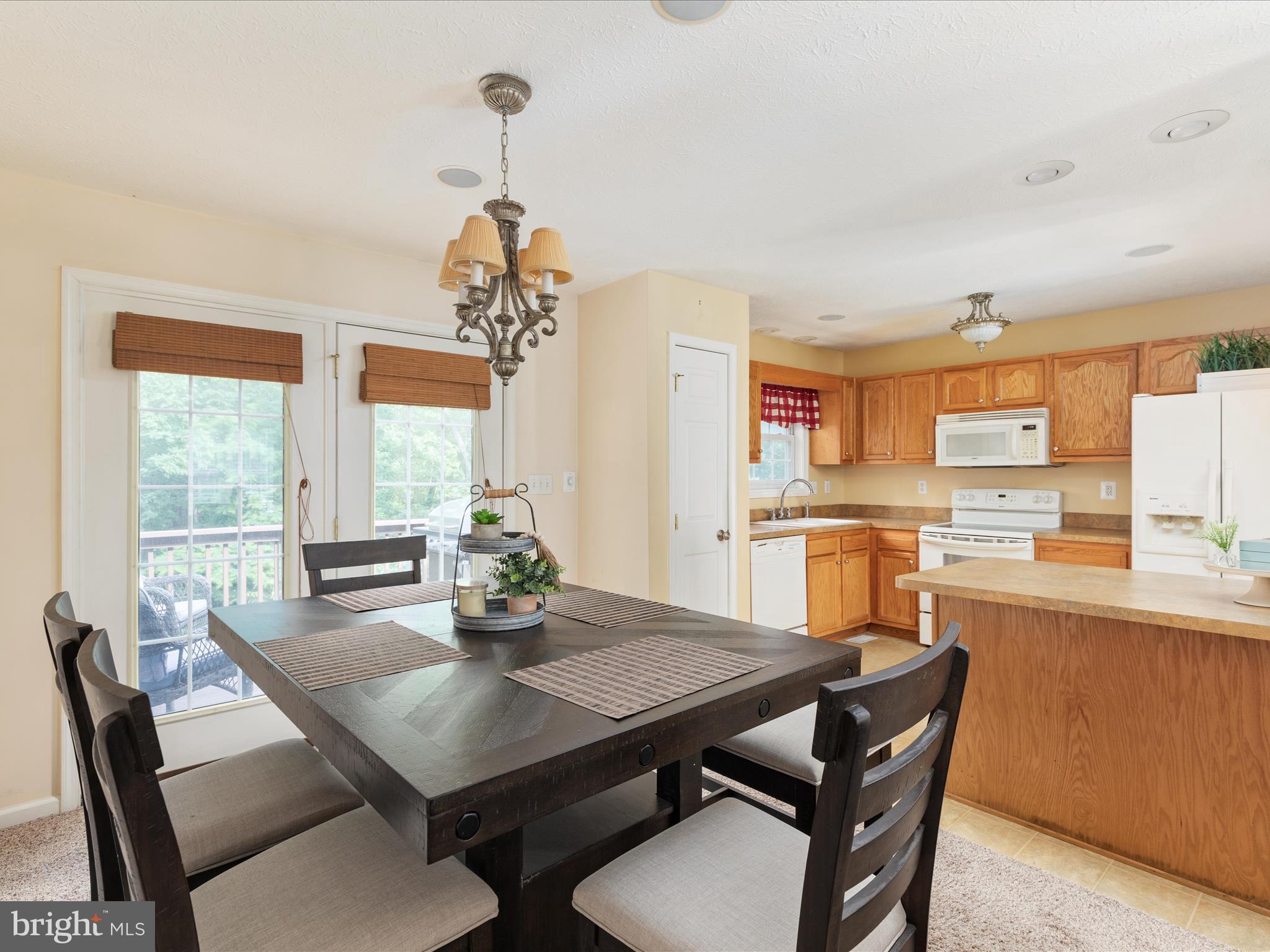 WOODRIDGE - Residential