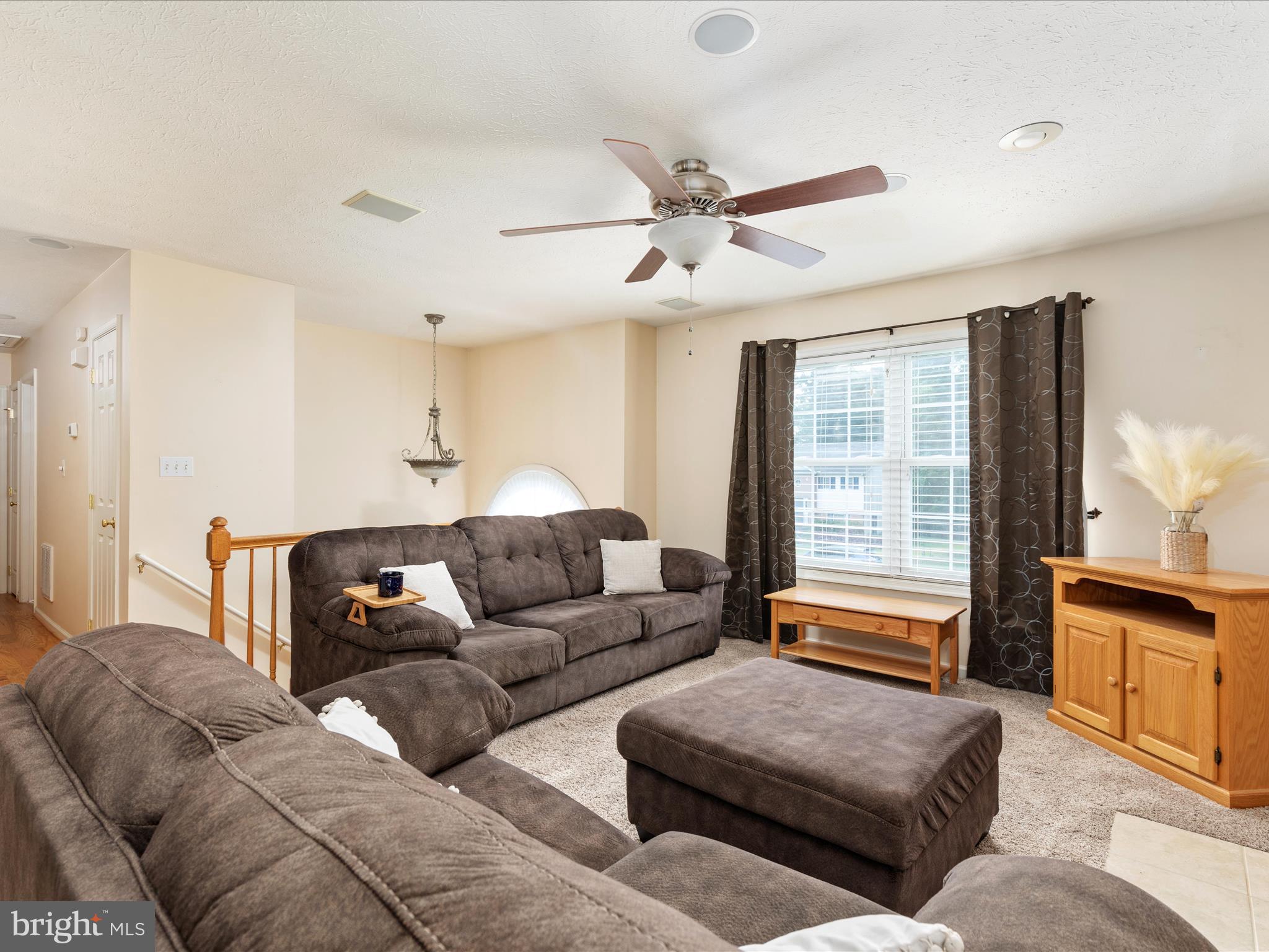 WOODRIDGE - Residential