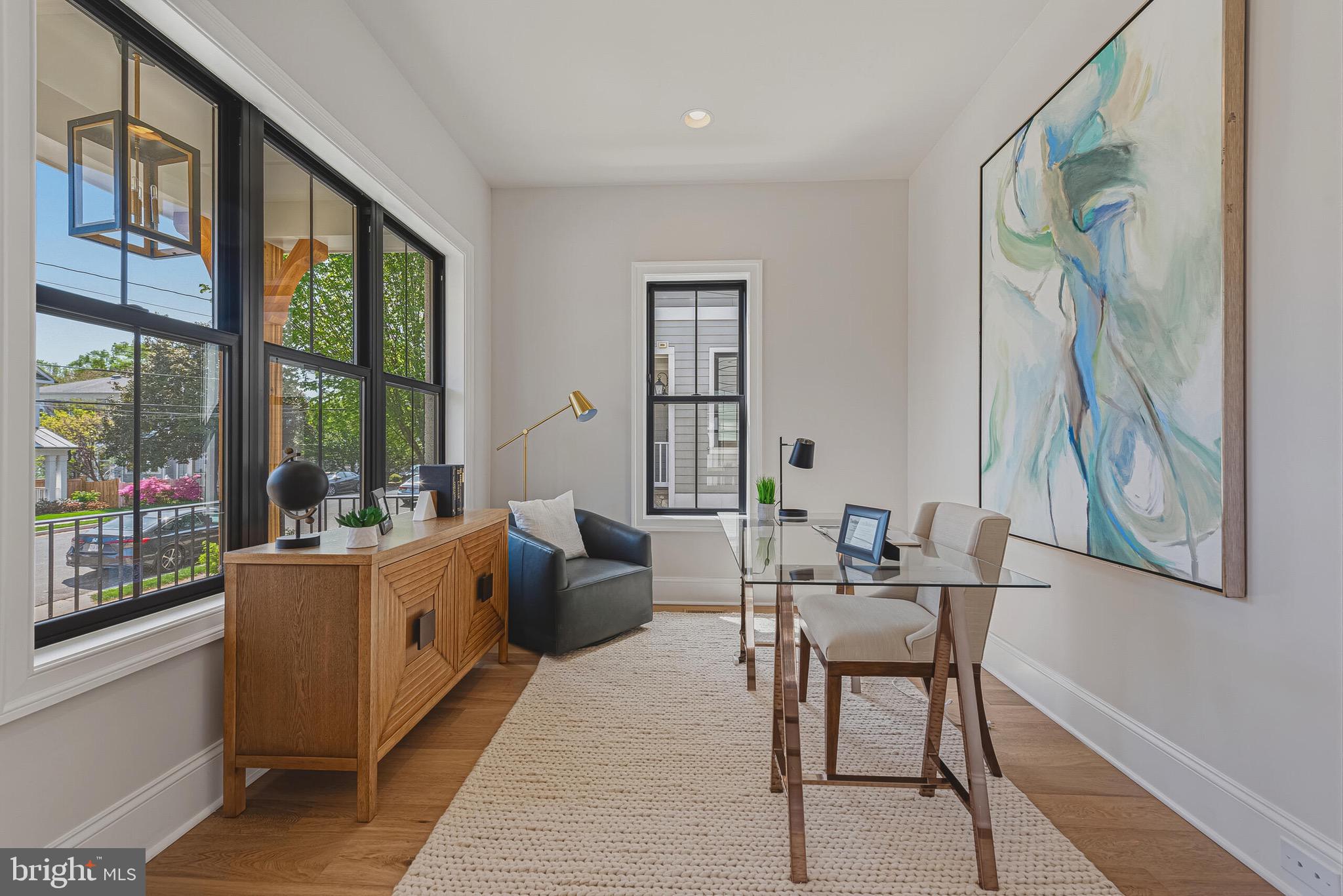 ARLINGTON - Residential