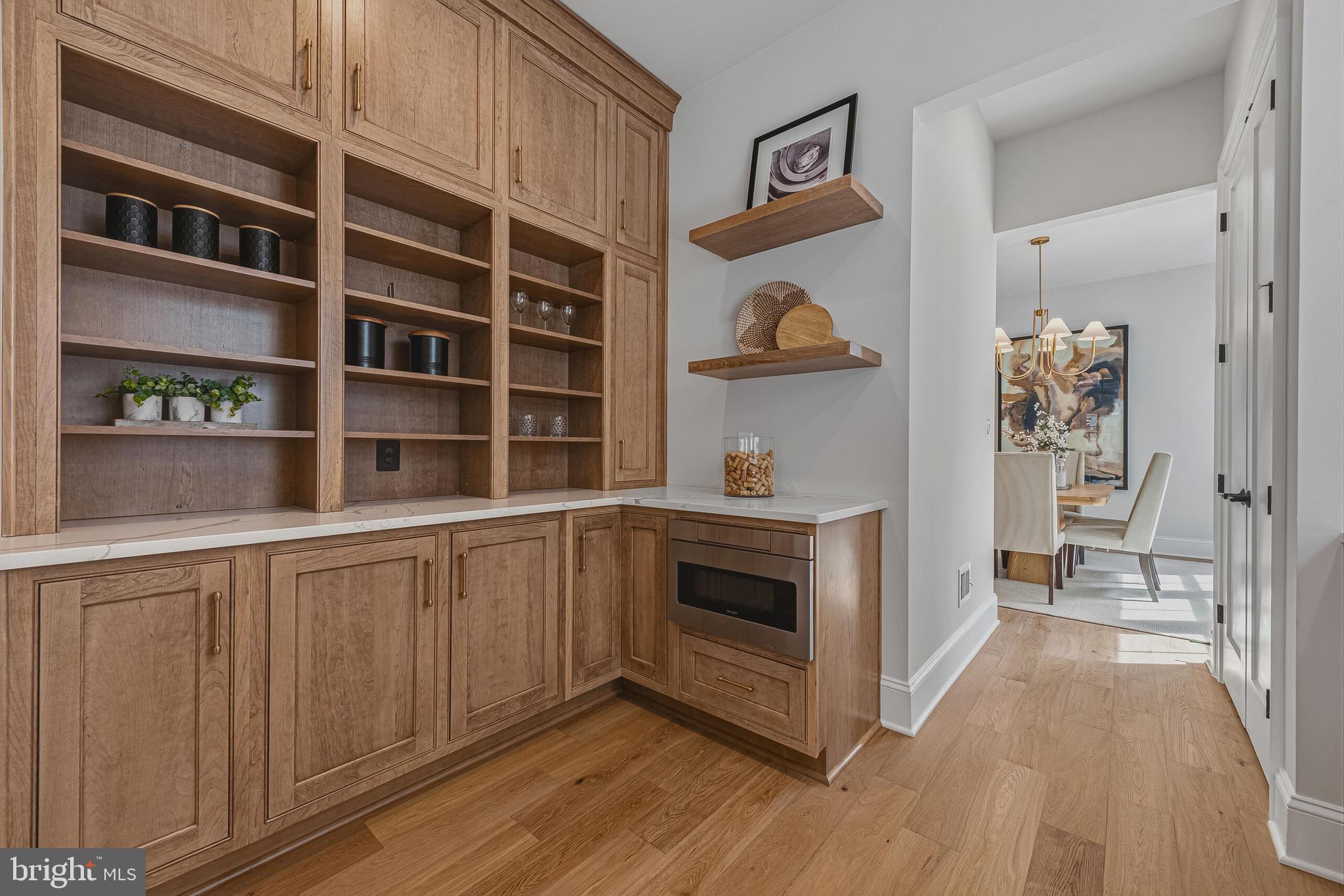 ARLINGTON - Residential