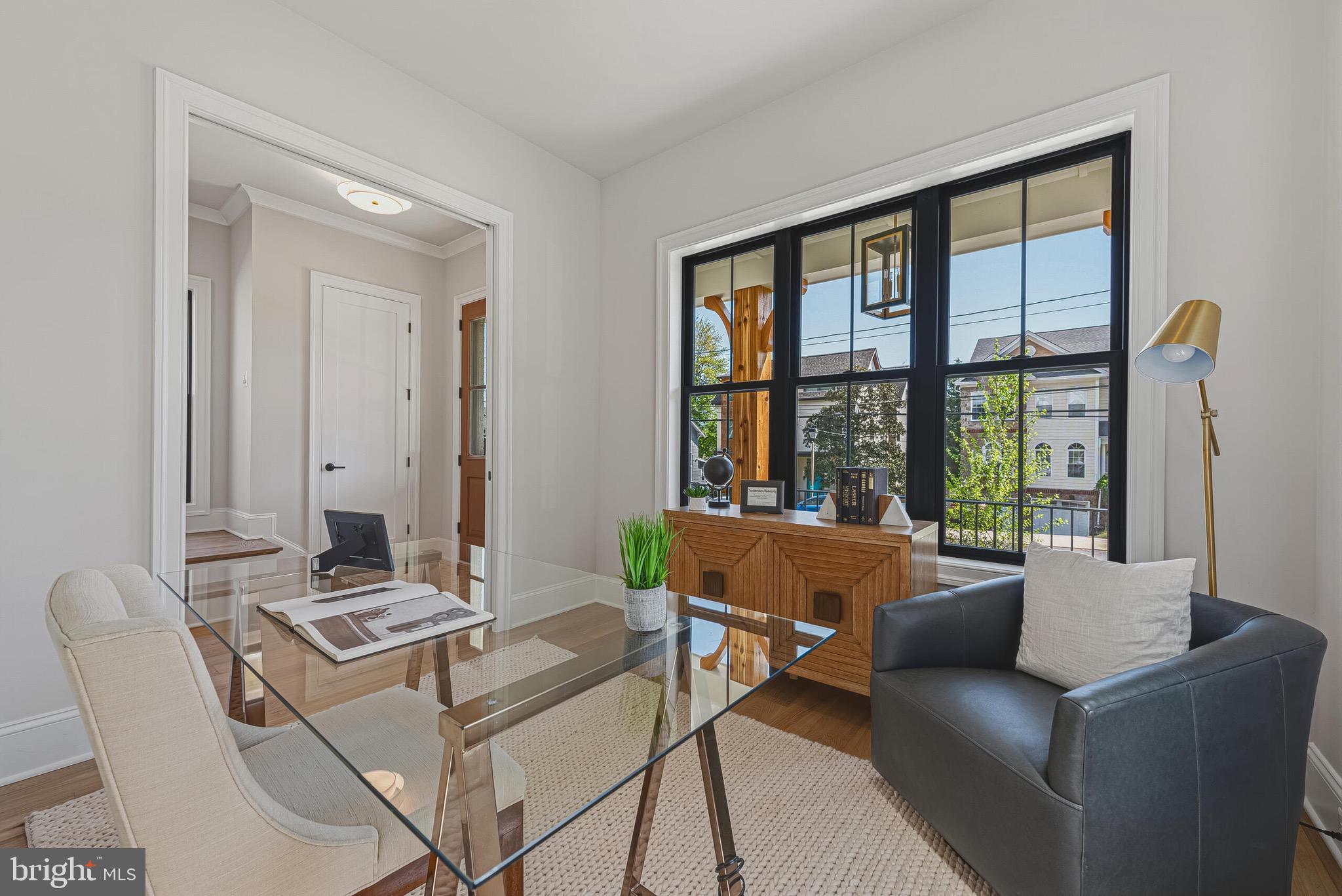 ARLINGTON - Residential