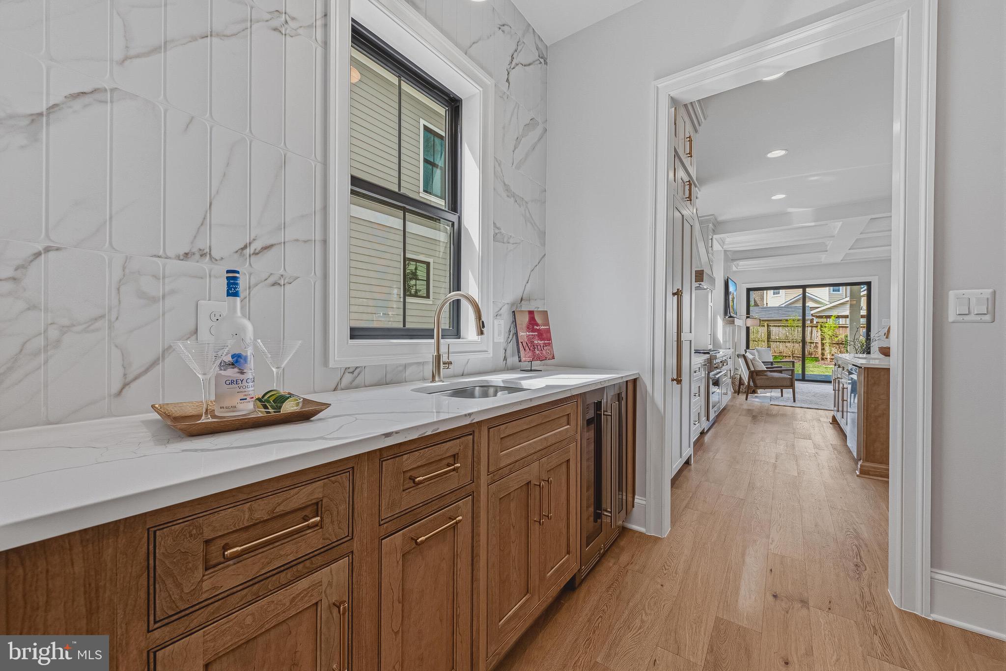 ARLINGTON - Residential