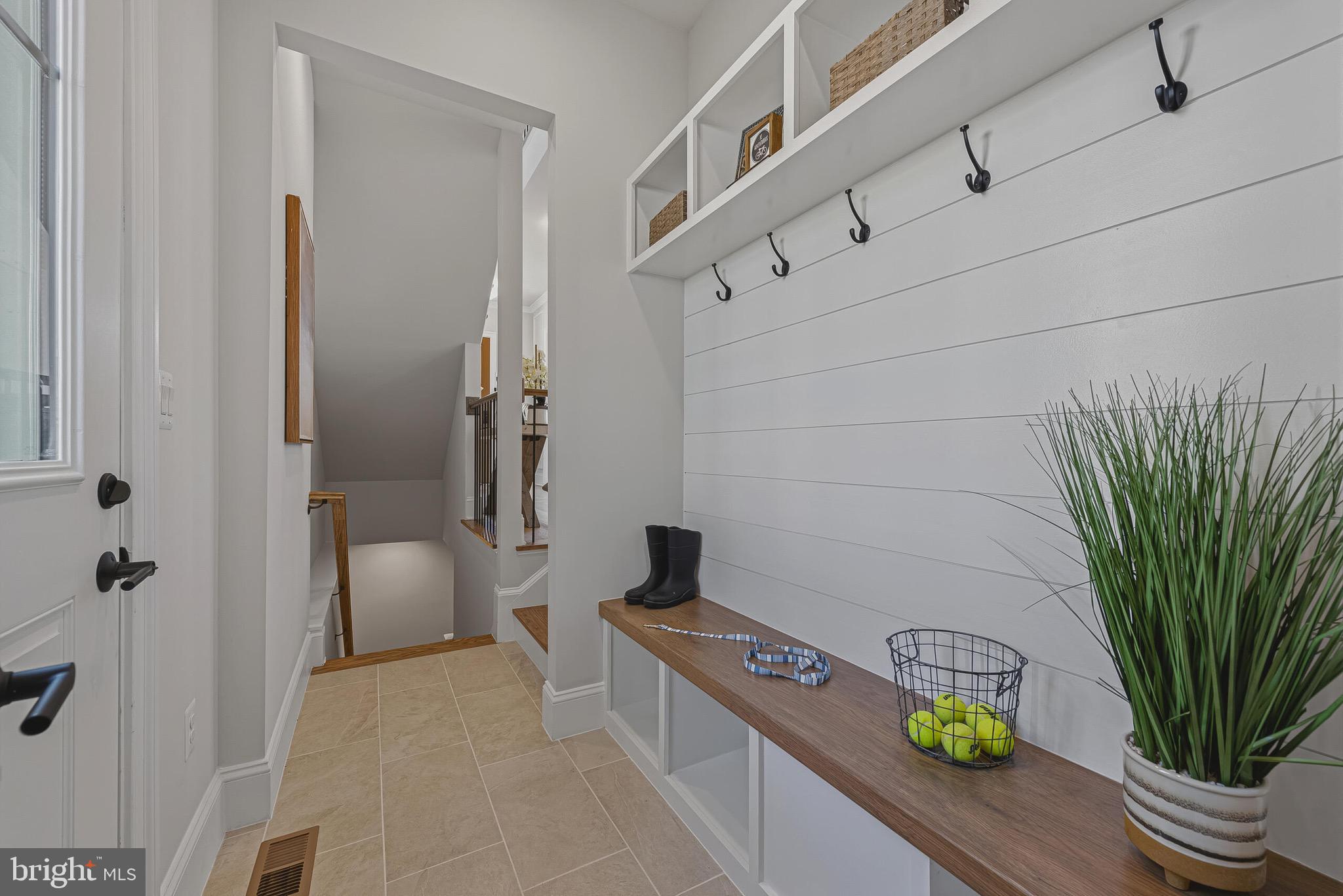 ARLINGTON - Residential