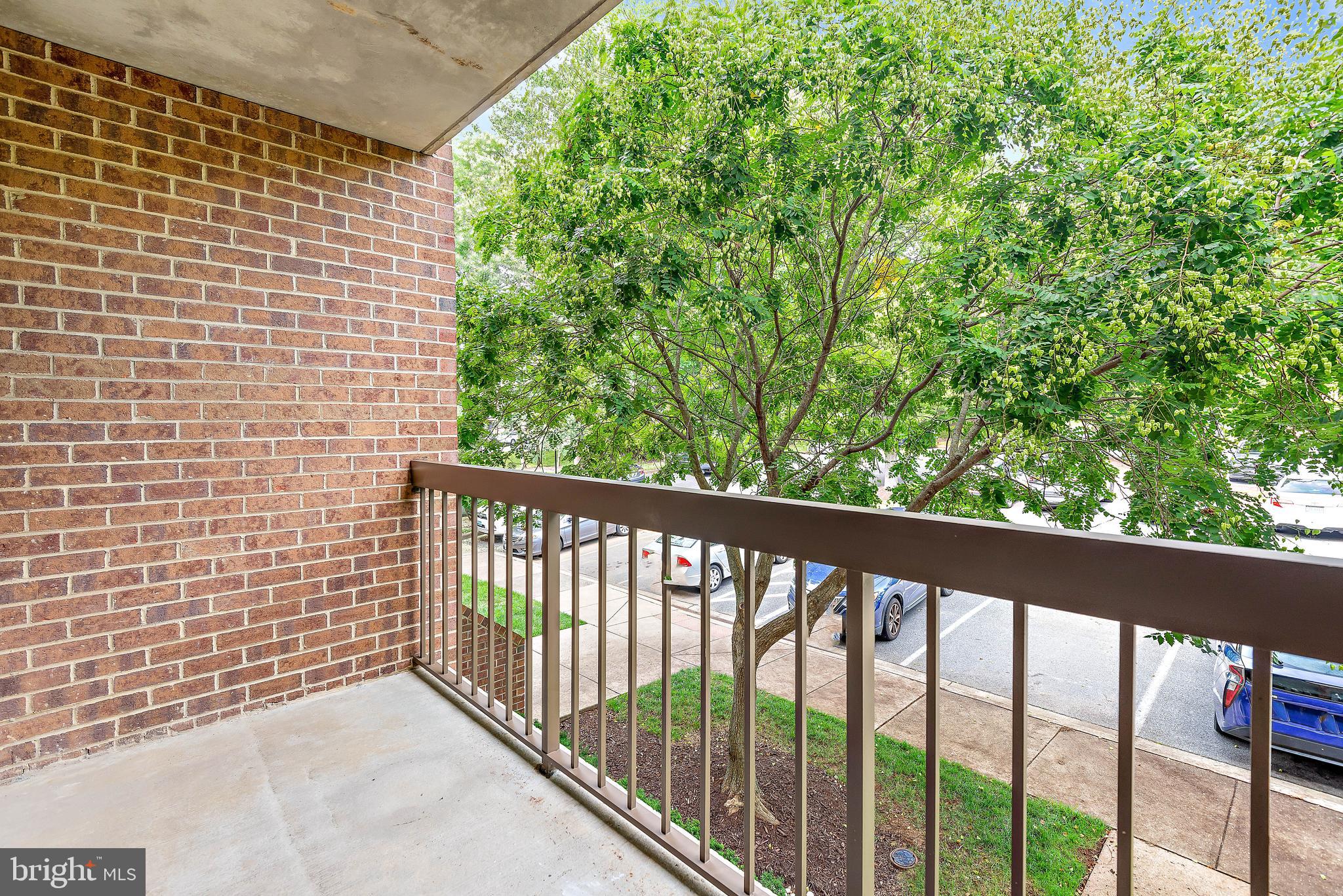 GEORGETOWN VILLAGE - Residential Lease