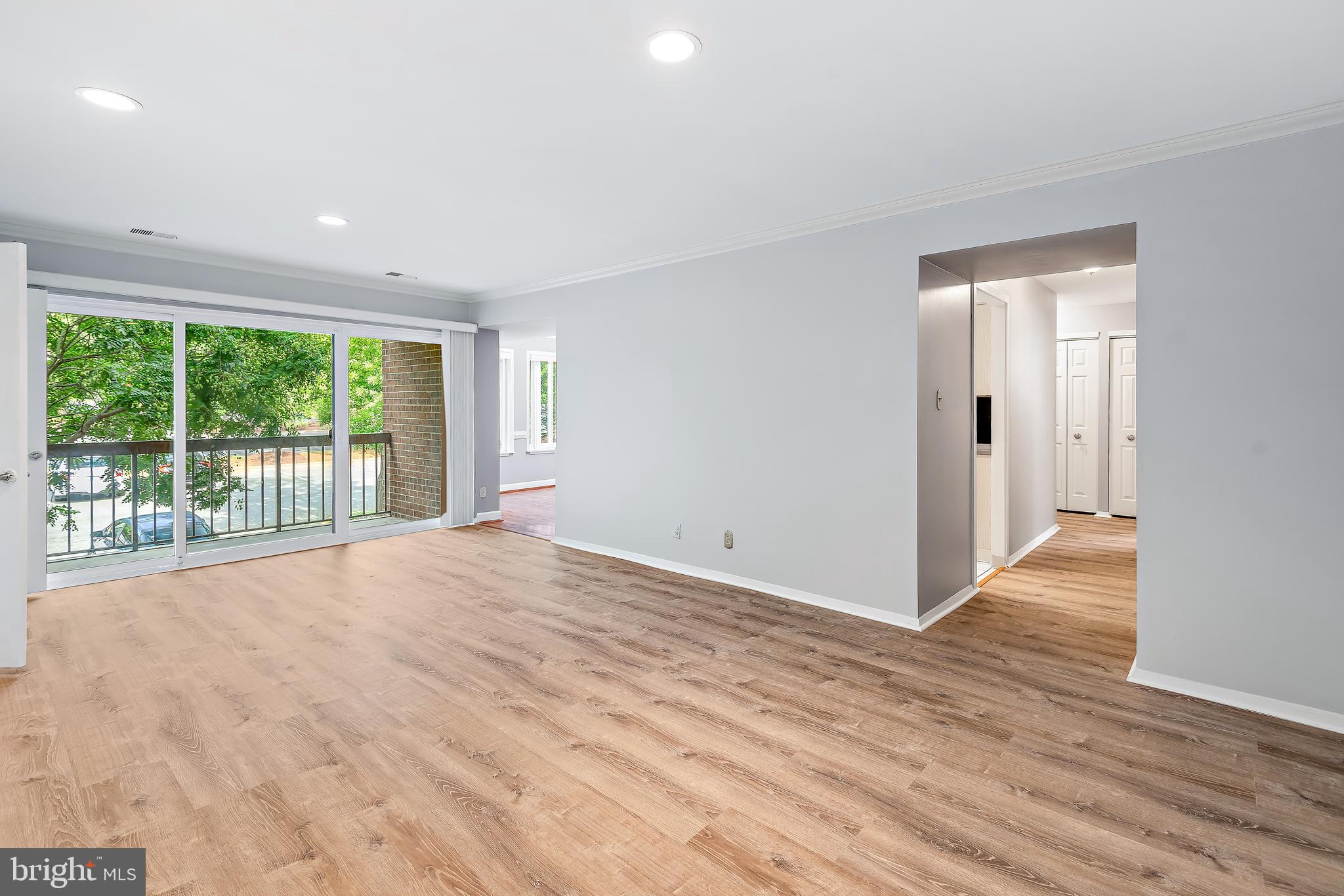 GEORGETOWN VILLAGE - Residential Lease