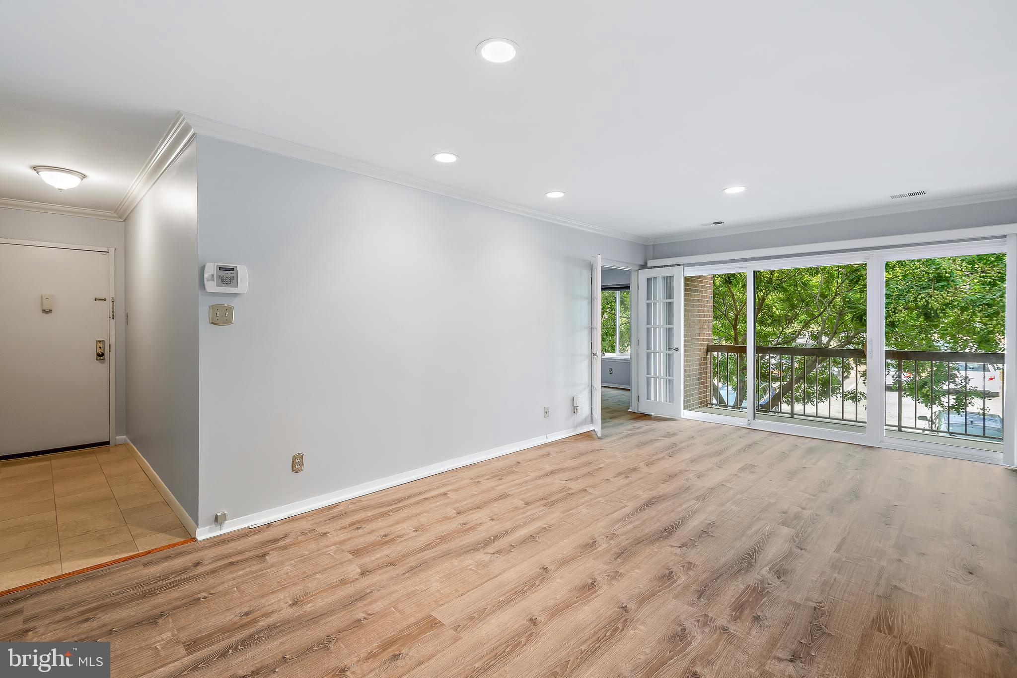 GEORGETOWN VILLAGE - Residential Lease