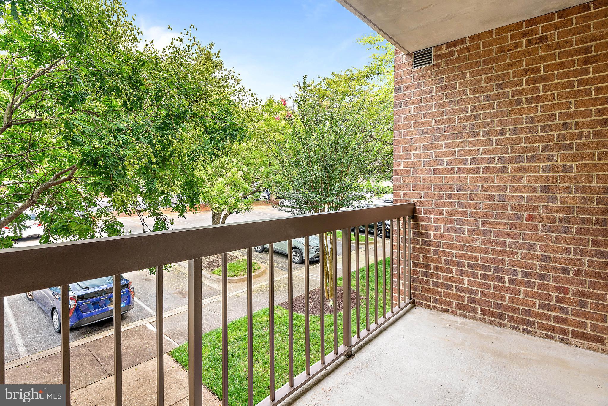 GEORGETOWN VILLAGE - Residential Lease