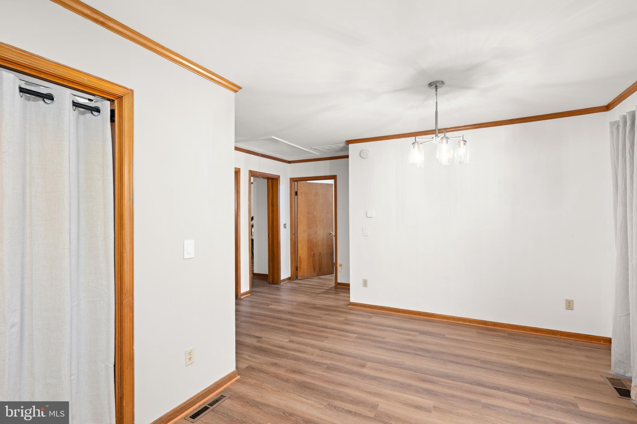 SHIPBUILDERS VILLAGE - Residential