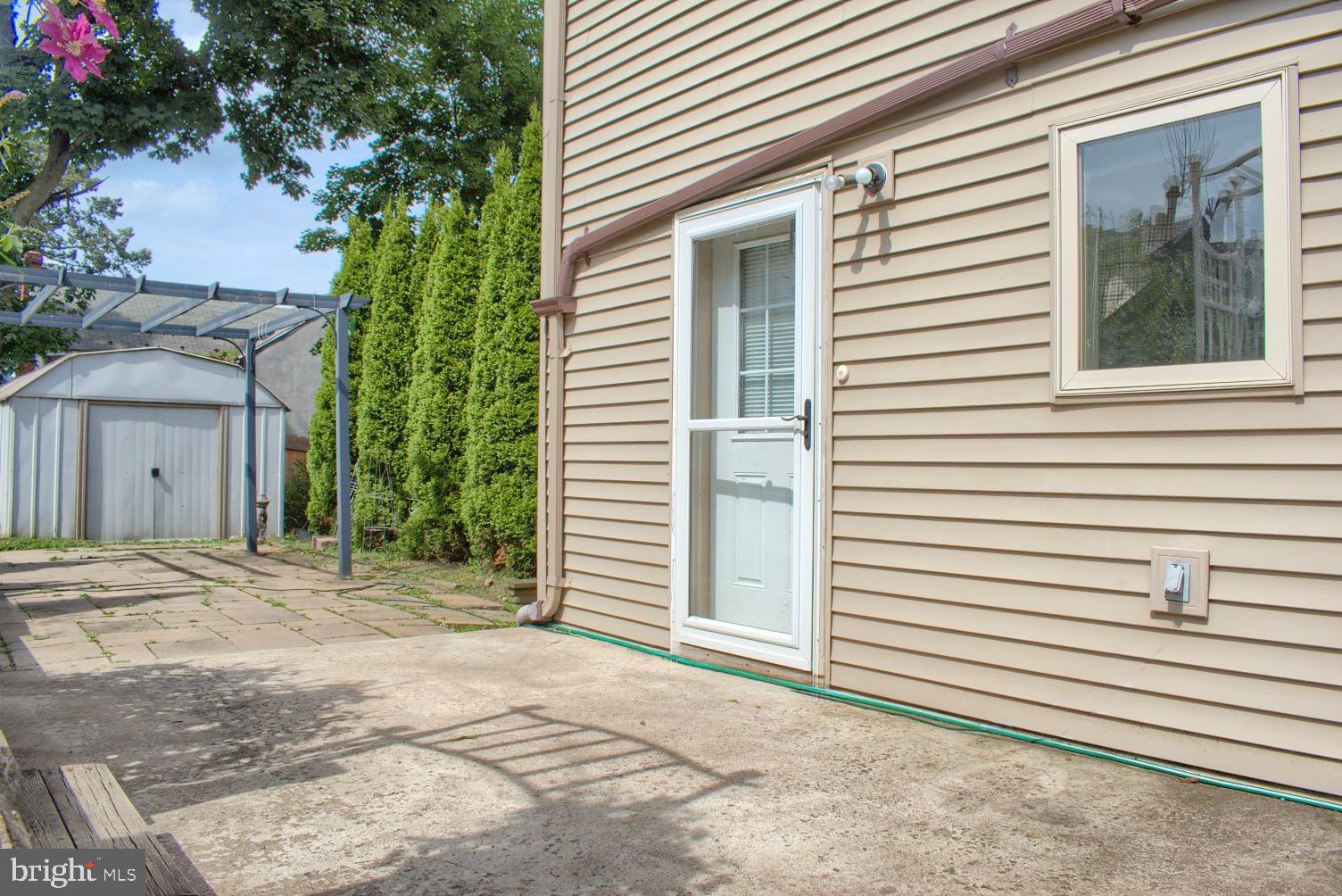 118 FIRST STREET S