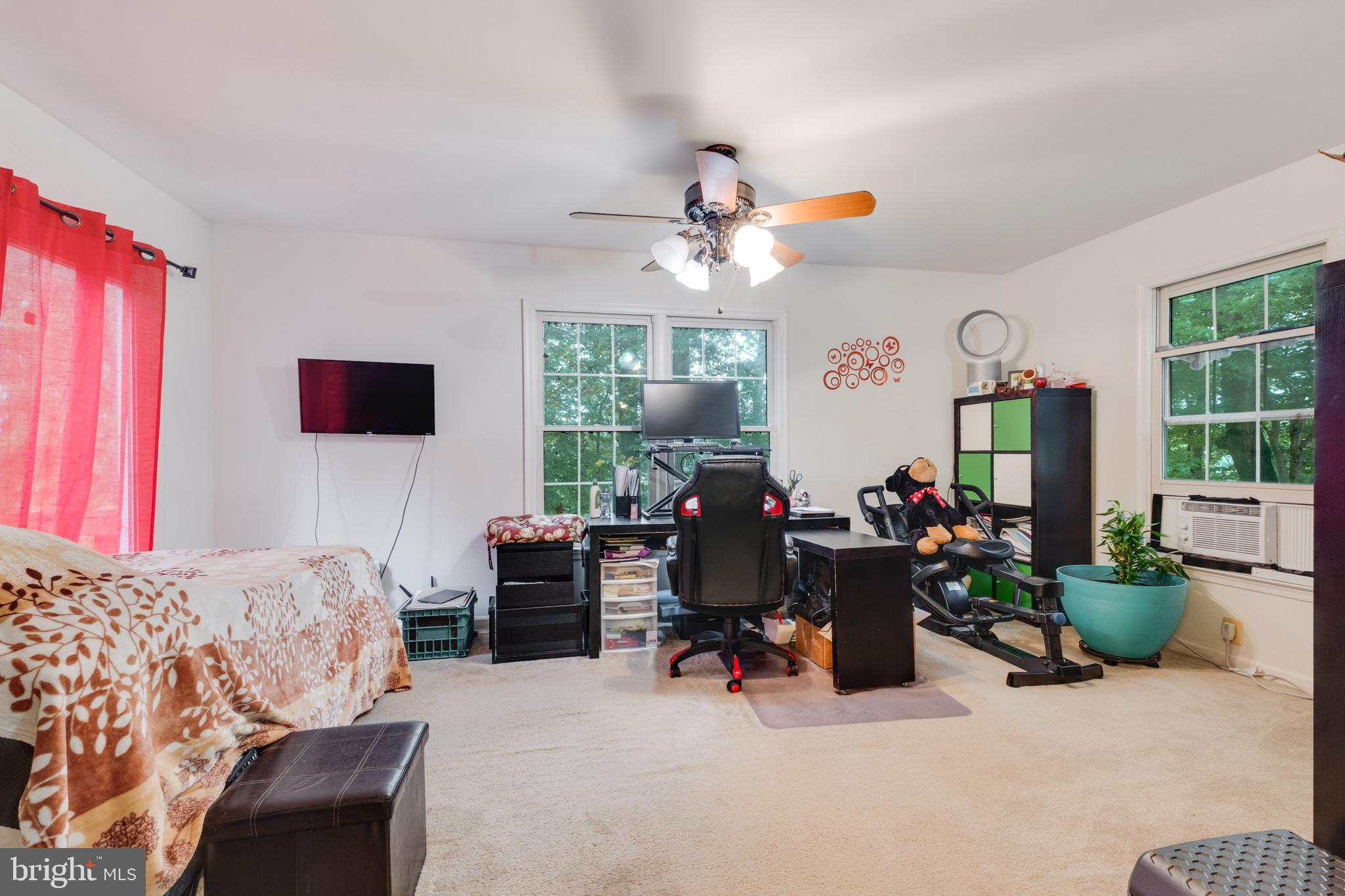 MOCKINGBIRD RIDGE - Residential