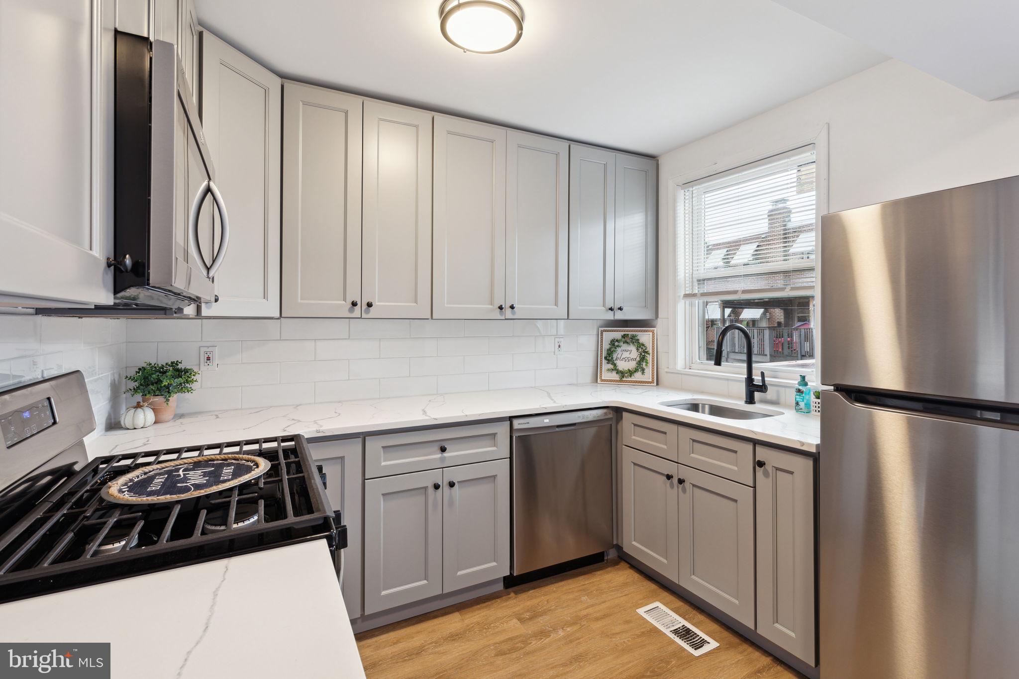 HOLMESBURG - Residential