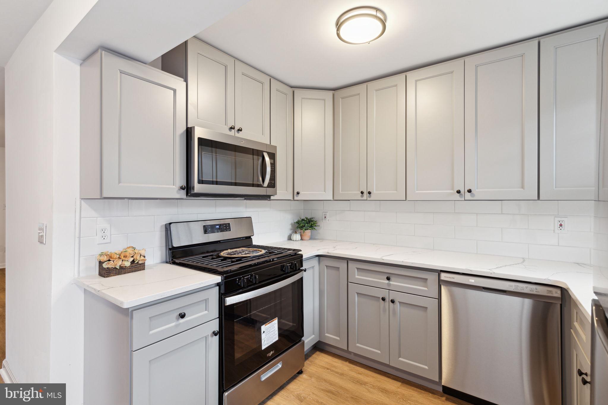 HOLMESBURG - Residential