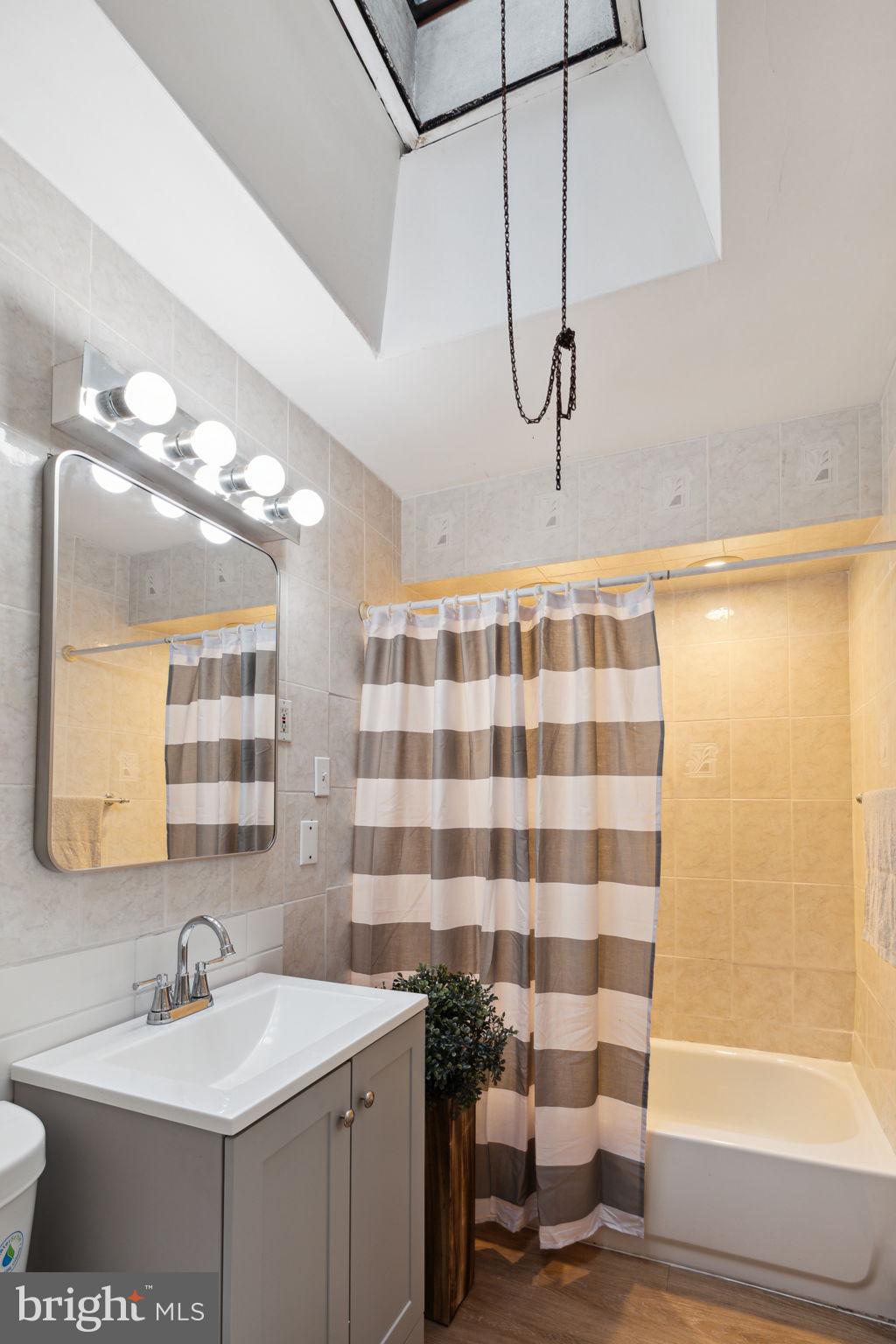 HOLMESBURG - Residential