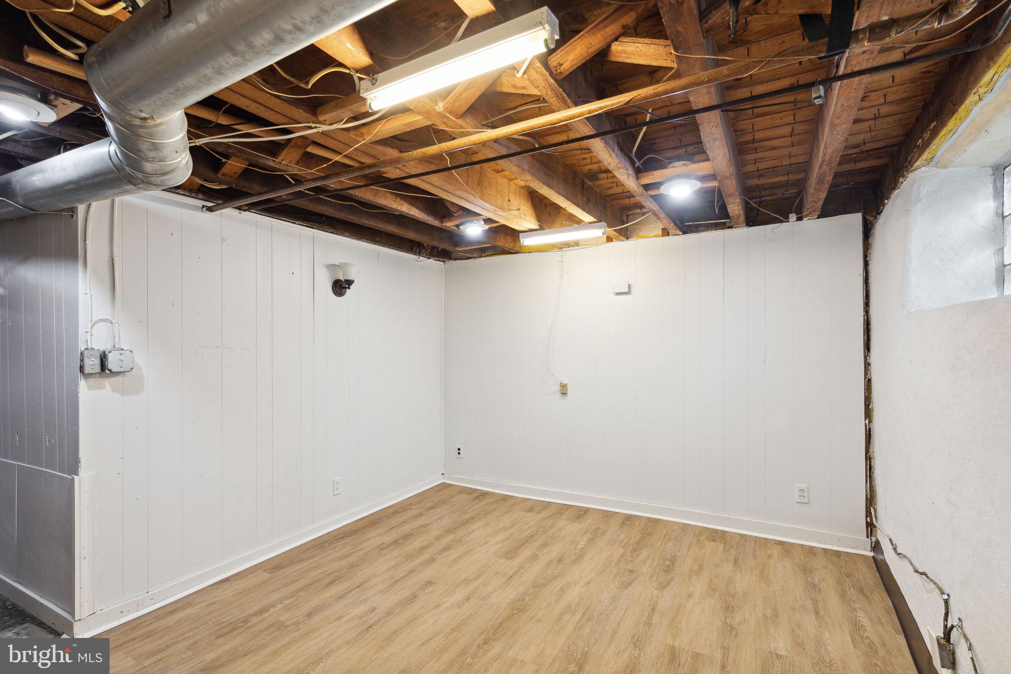 HOLMESBURG - Residential