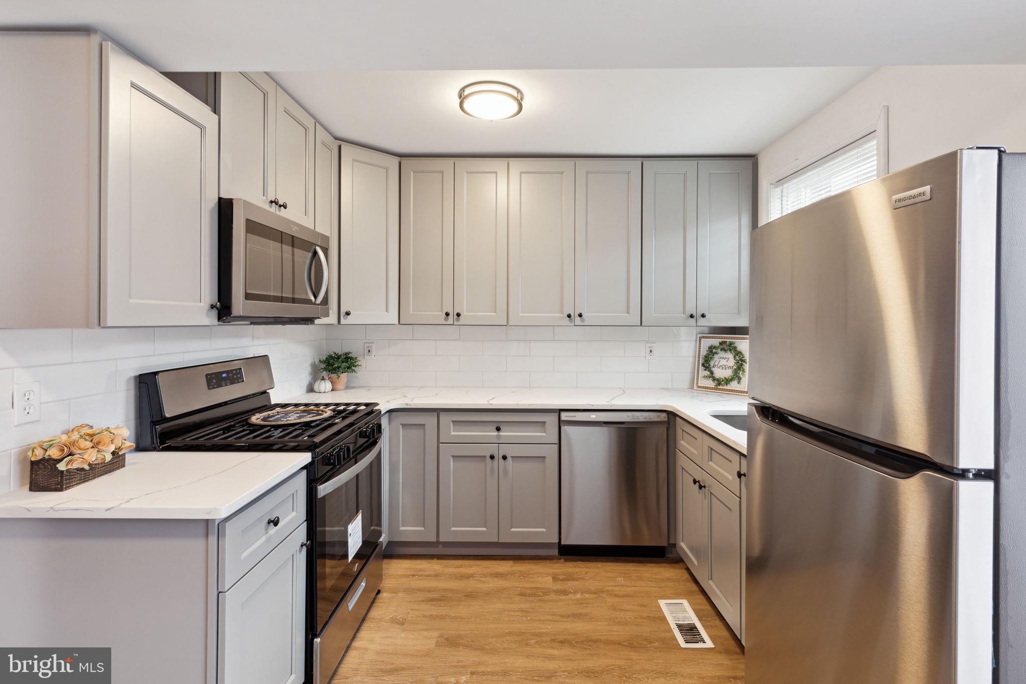 HOLMESBURG - Residential