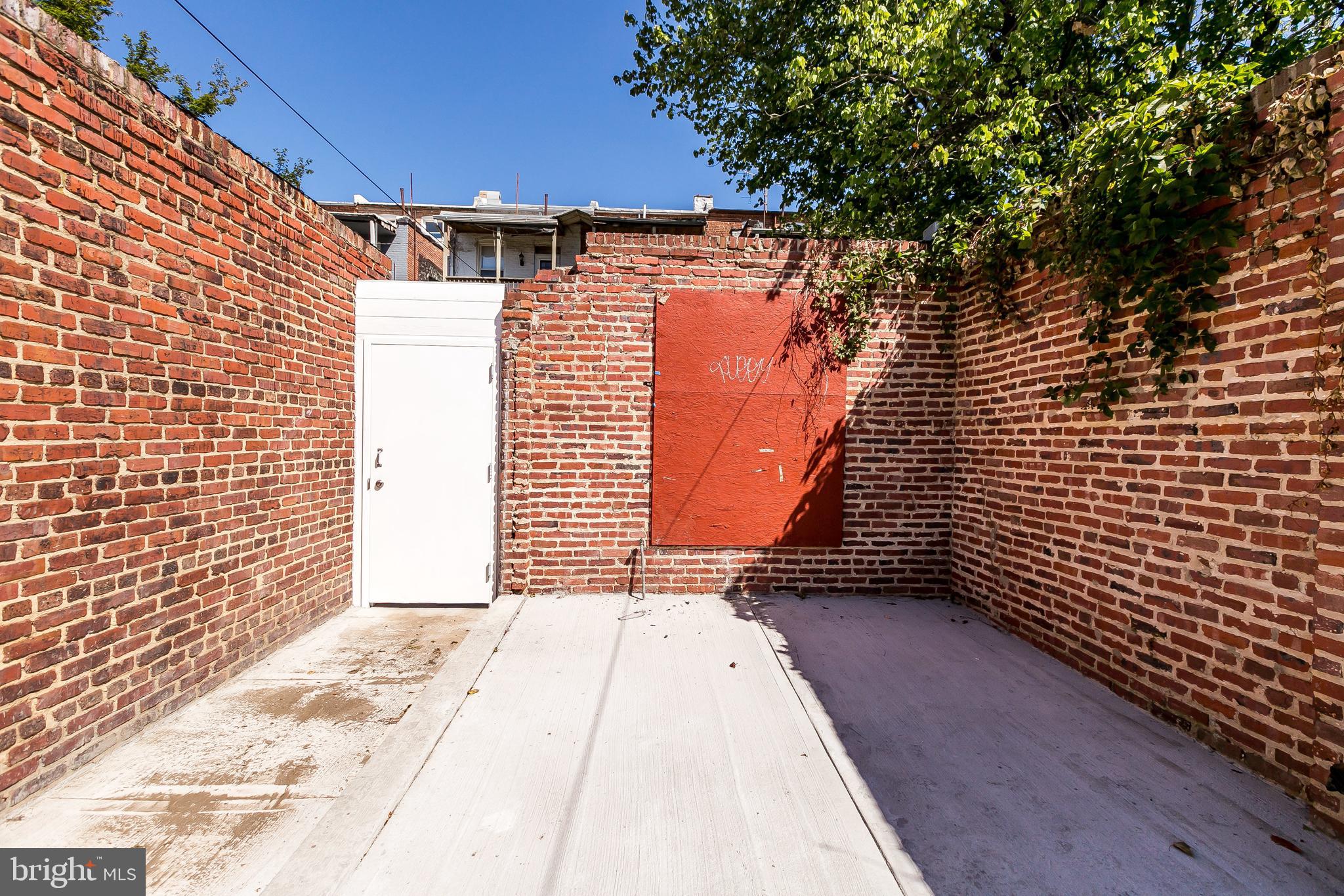 CHARLES VILLAGE - Residential